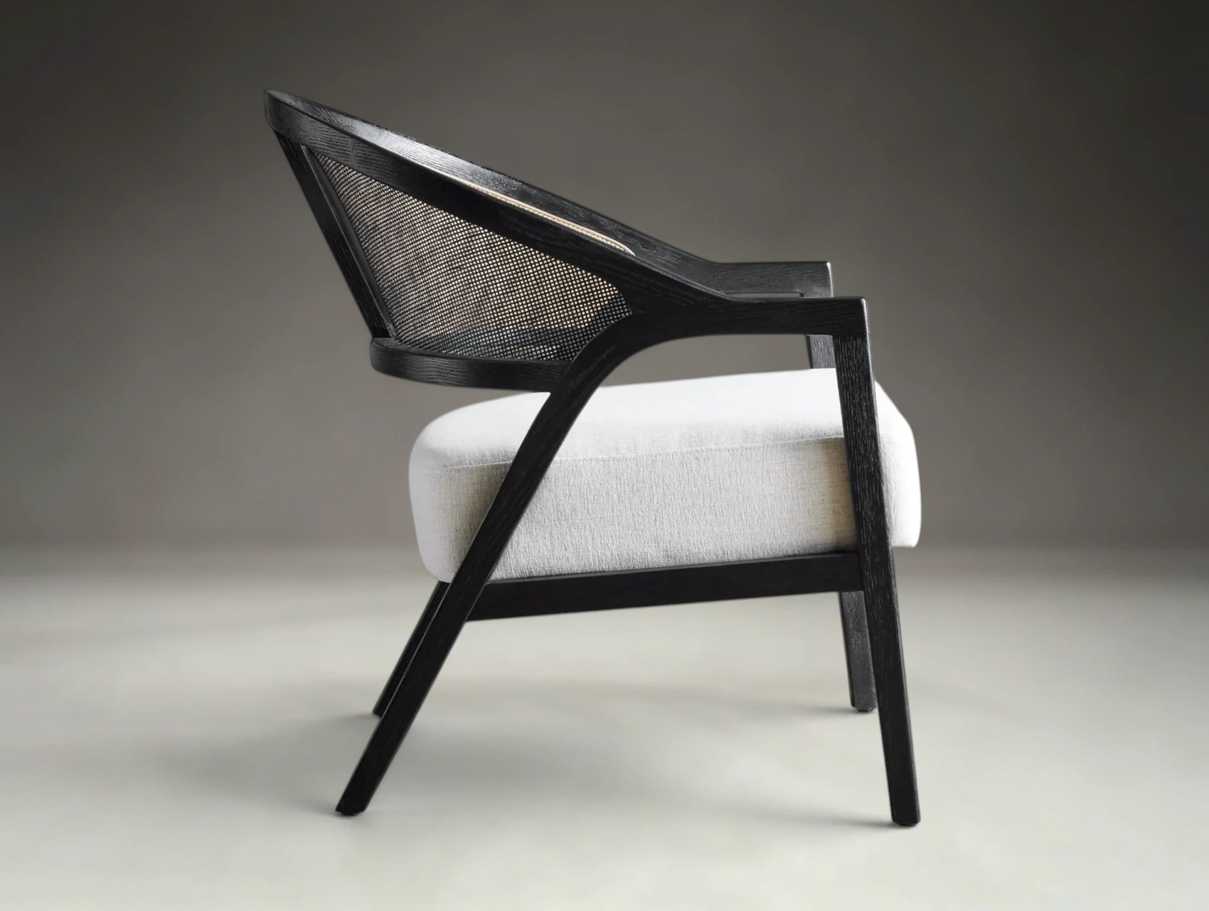 Aimay Chair