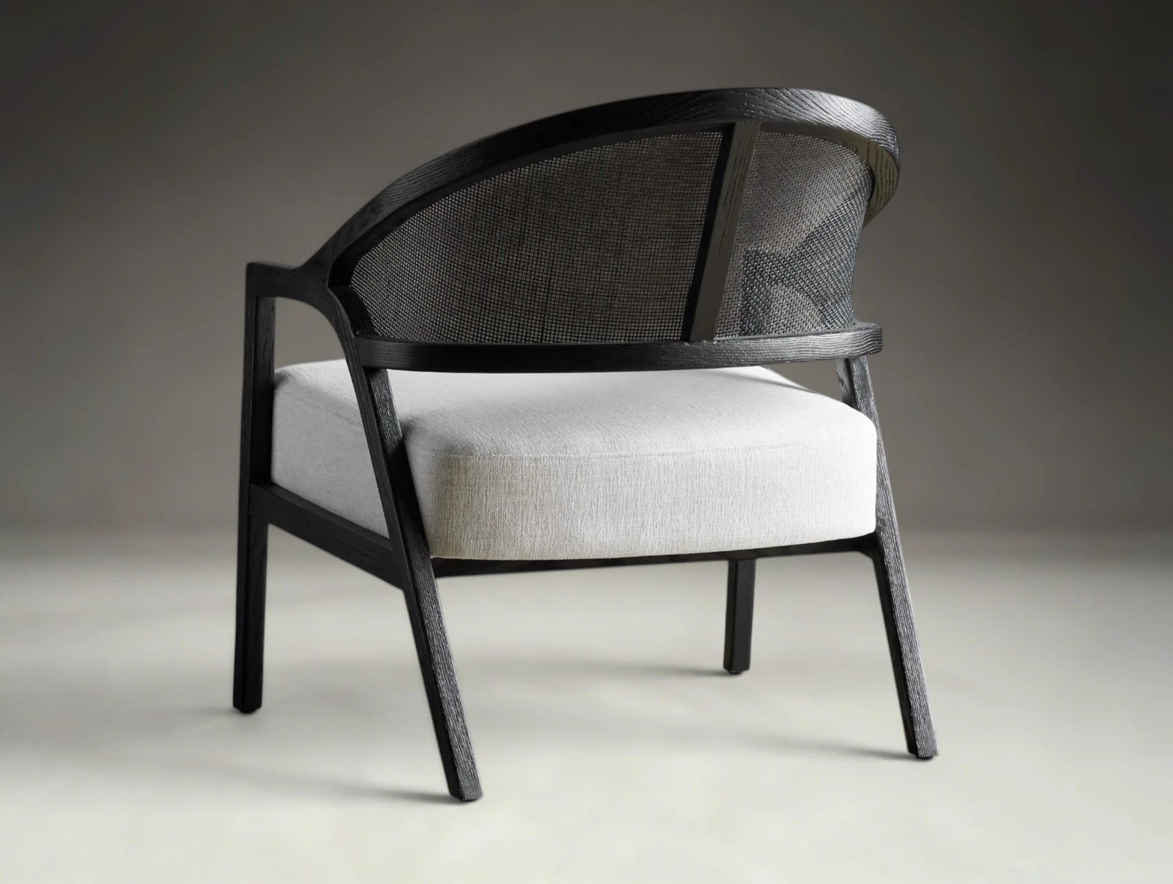 Aimay Chair