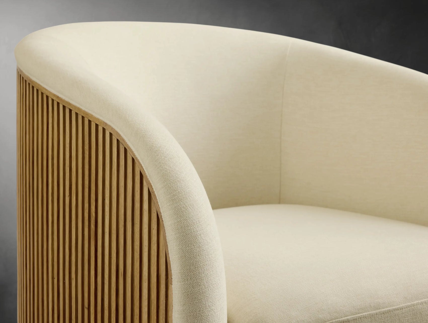 Pinecrest Swivel Chair