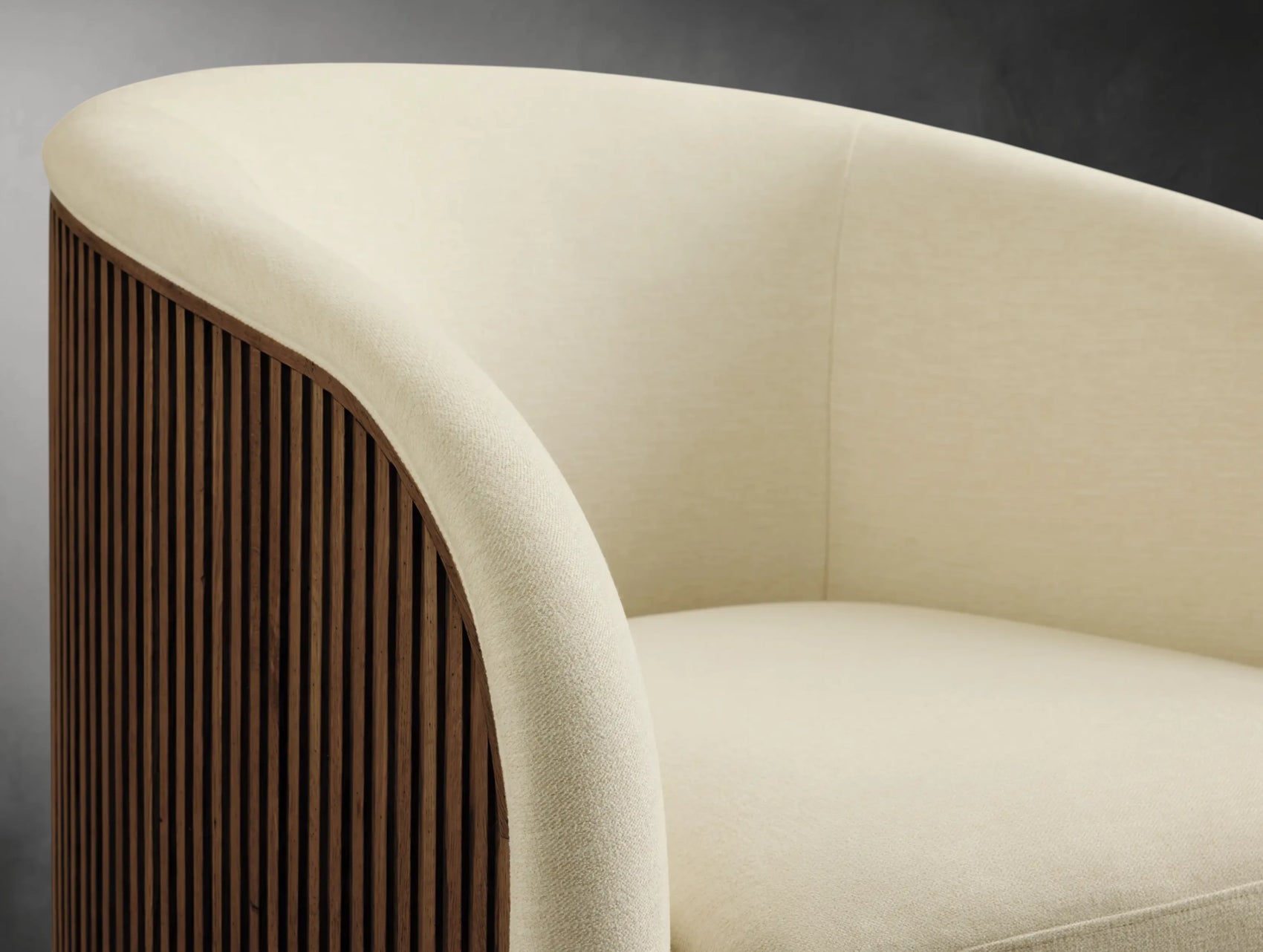Pinecrest Swivel Chair