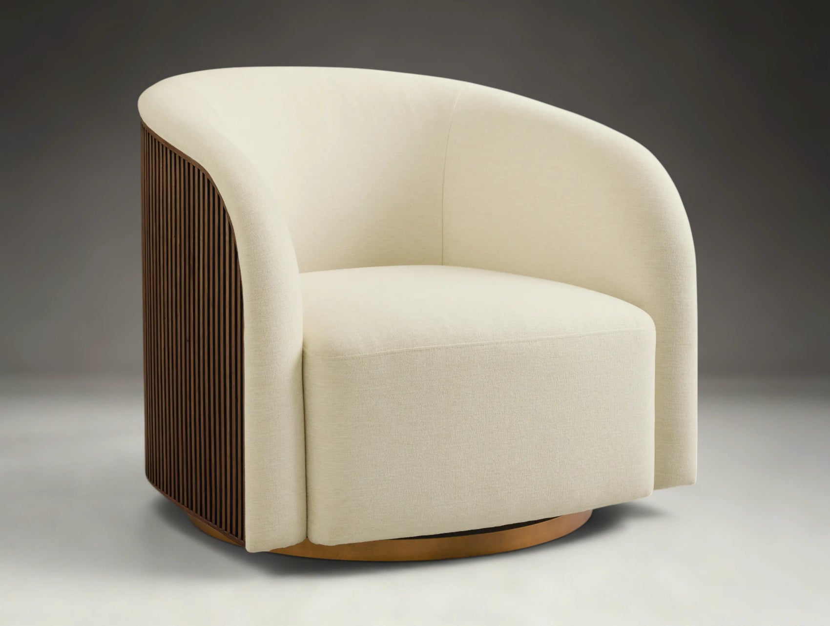 Pinecrest Swivel Chair