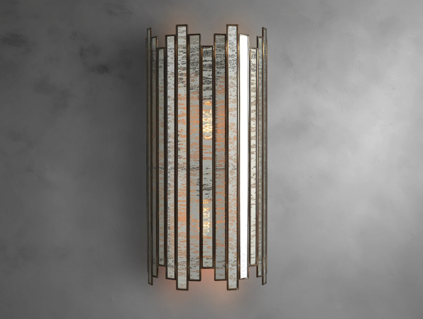 Laile Sconce