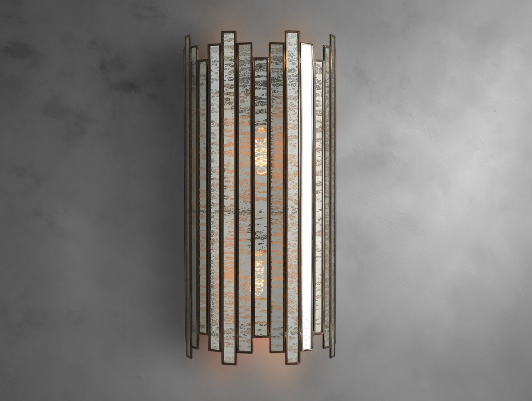 Laile Sconce