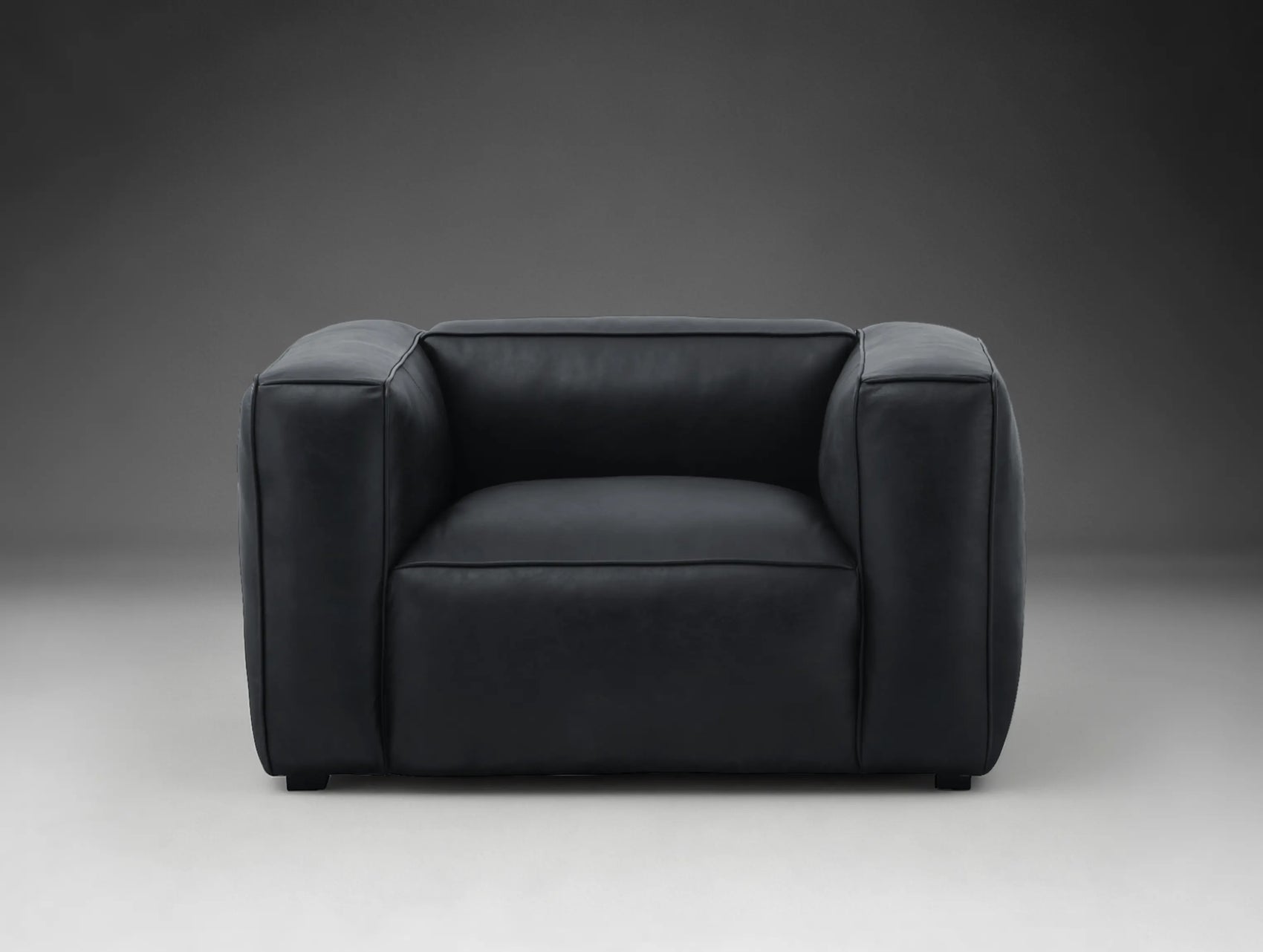 Leila Armchair