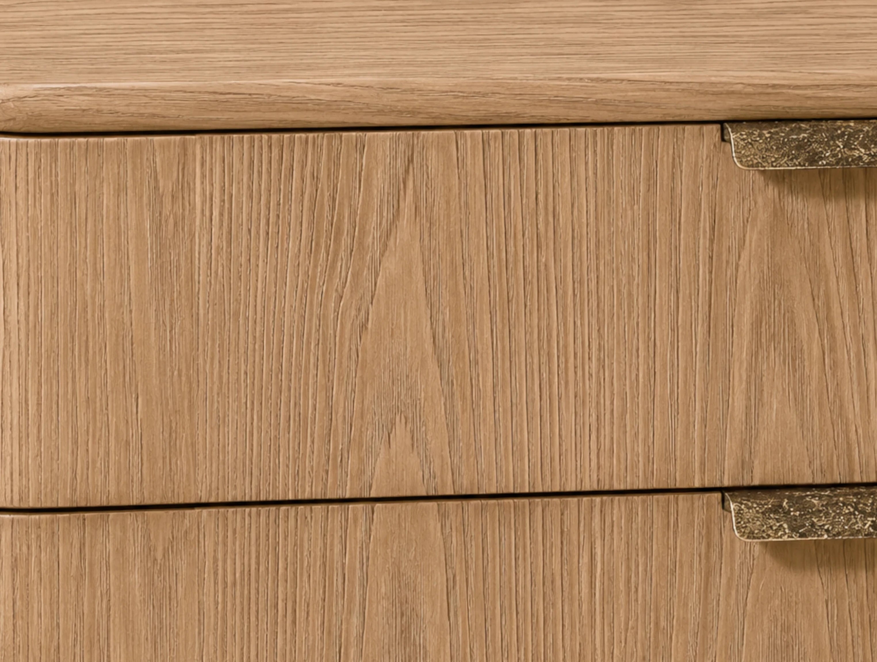 Arvello Cyrus 5-Drawer Dresser