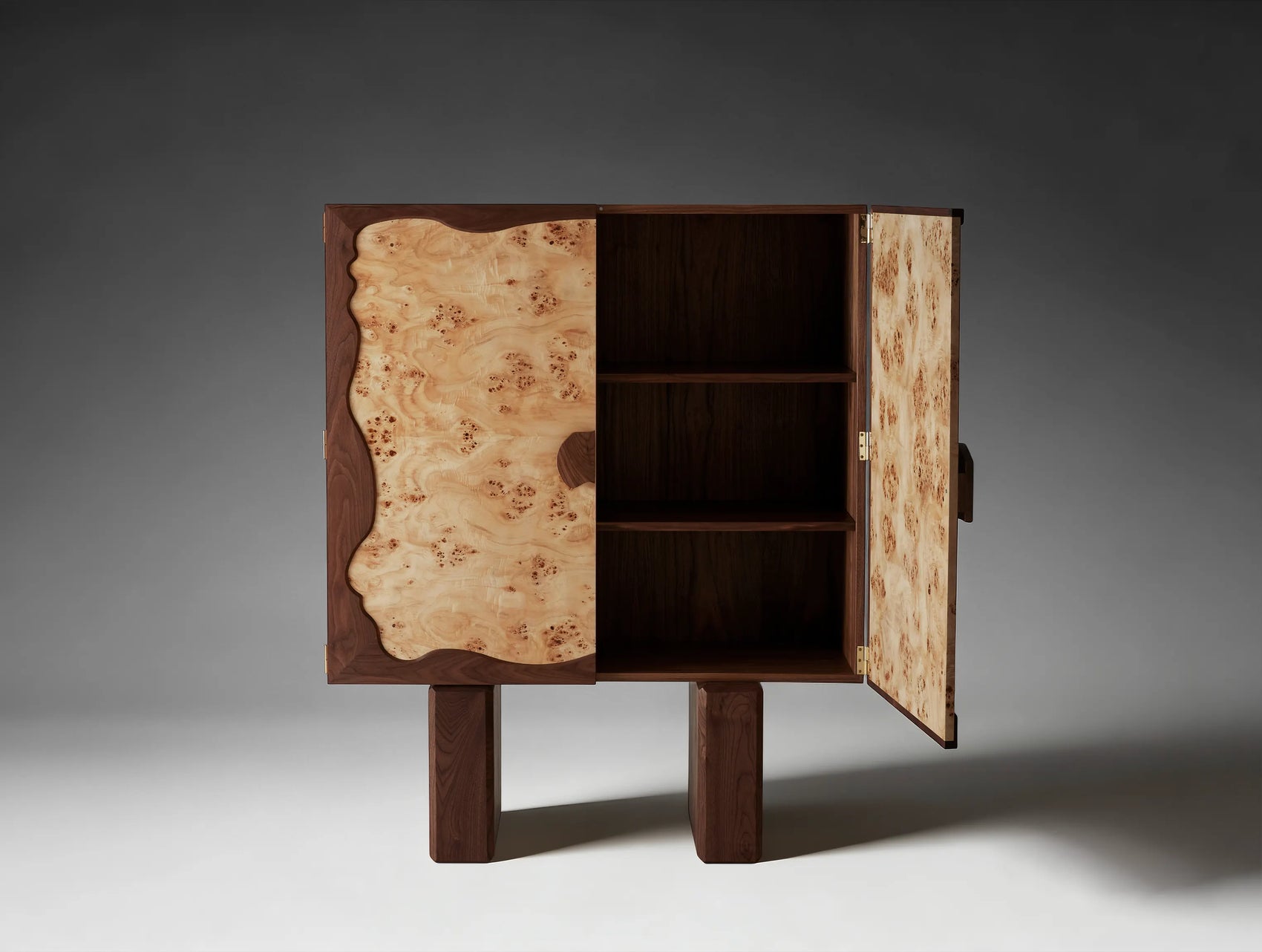 Bunuru Bar Cabinet