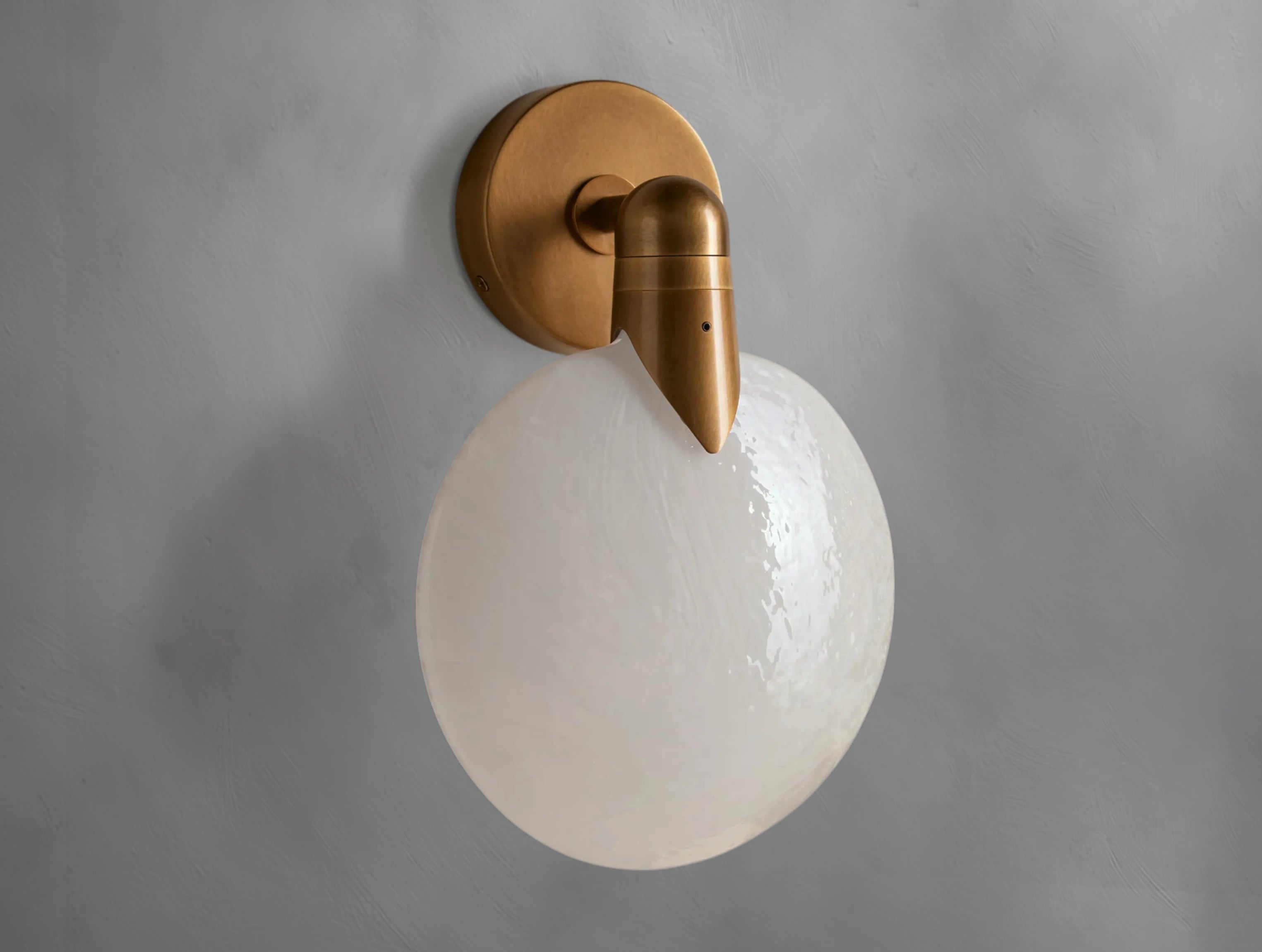 Lylo Sconce