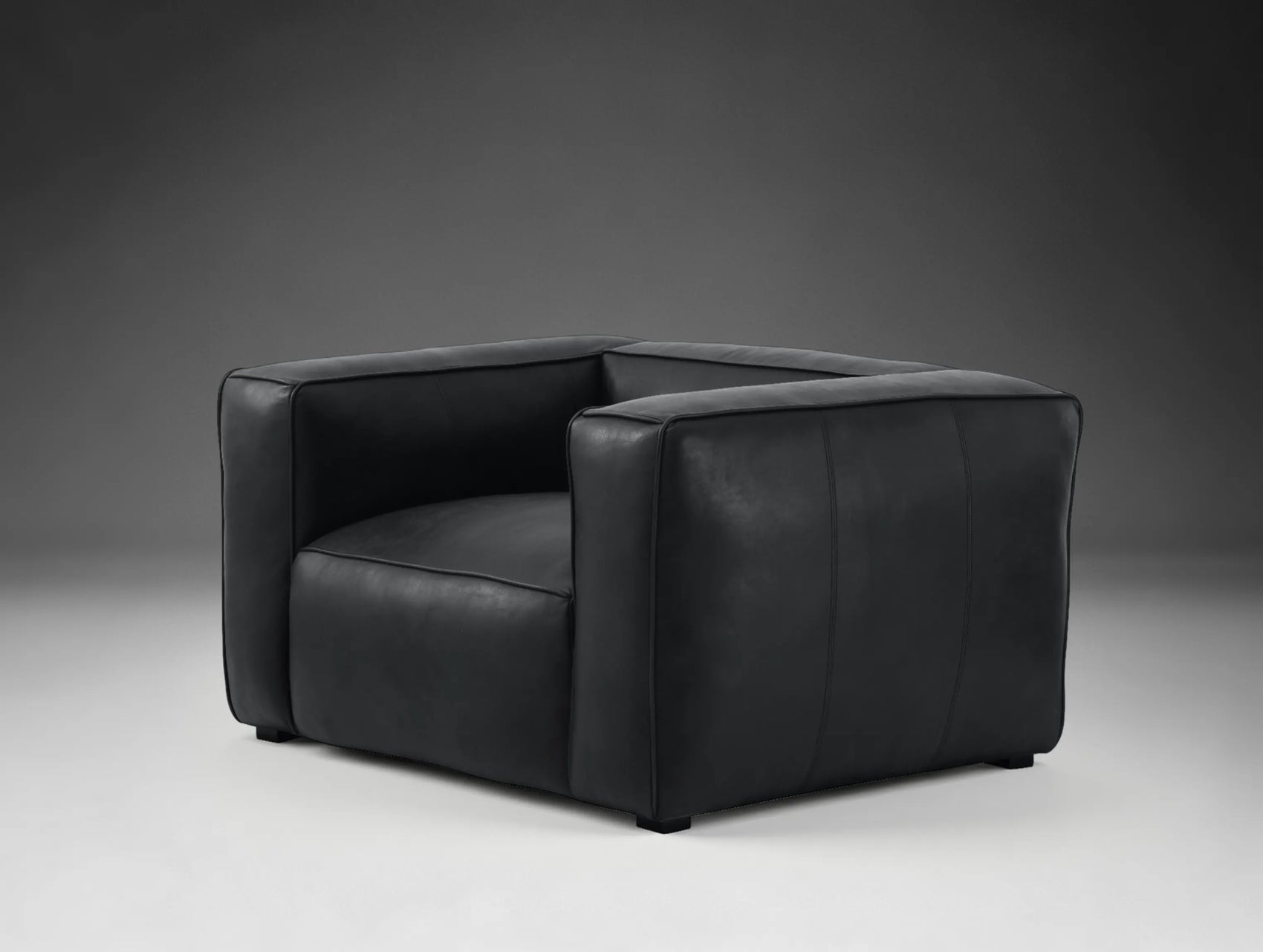Leila Armchair