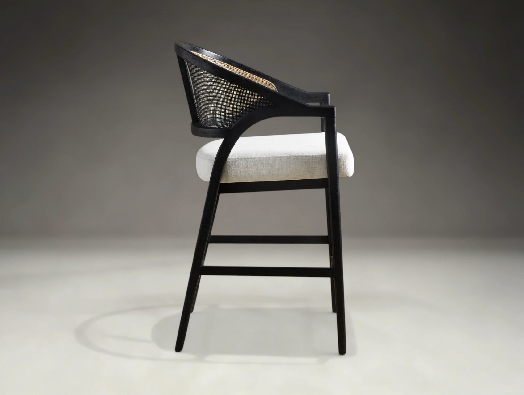 Aimay Stool