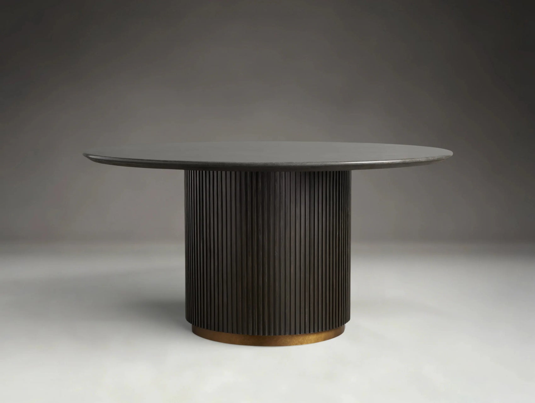 Pinecrest Round Dining Table