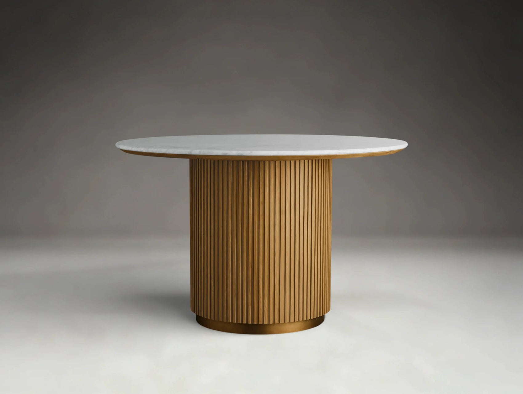 Pinecrest Round Dining Table
