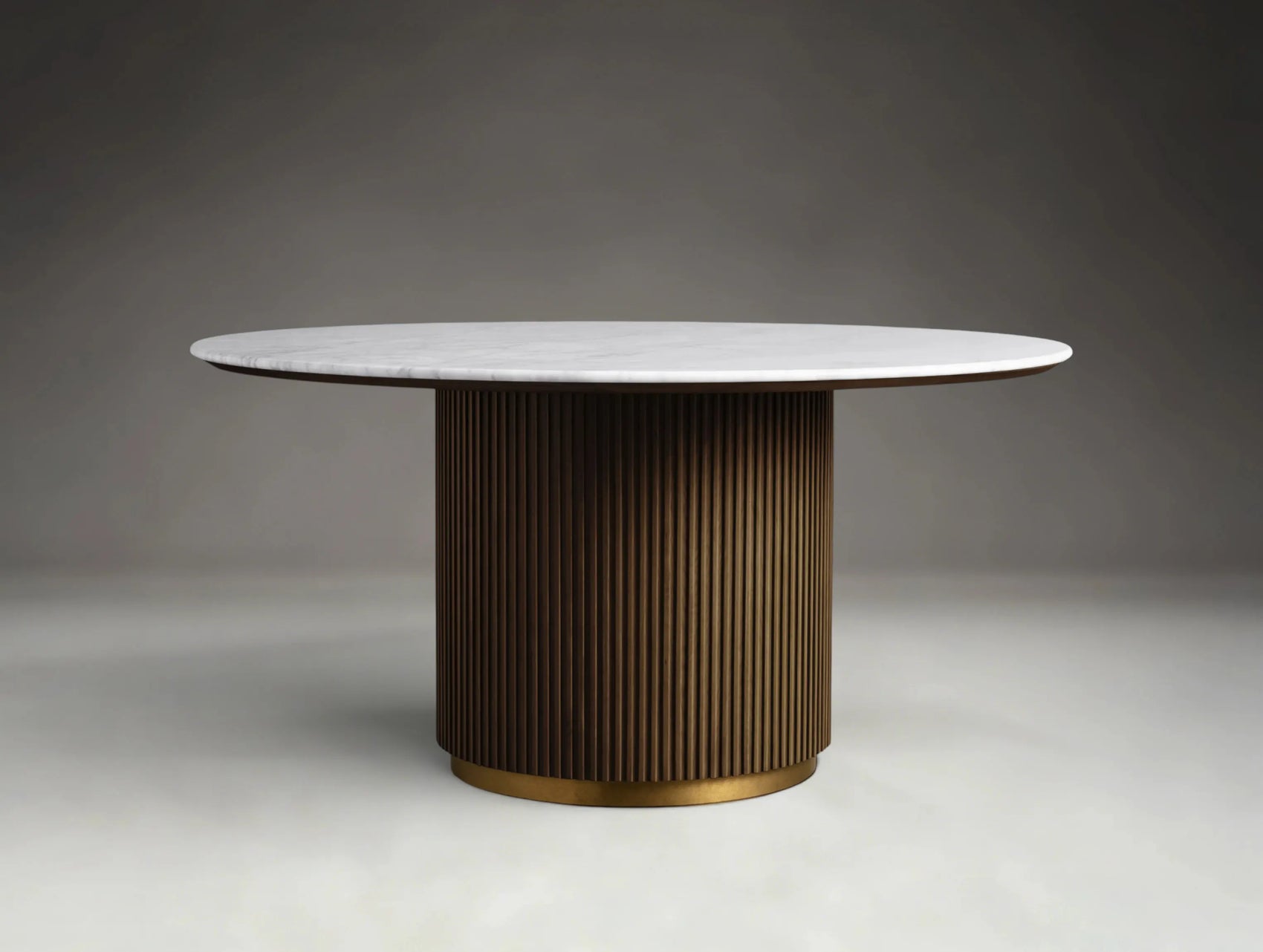 Pinecrest Round Dining Table