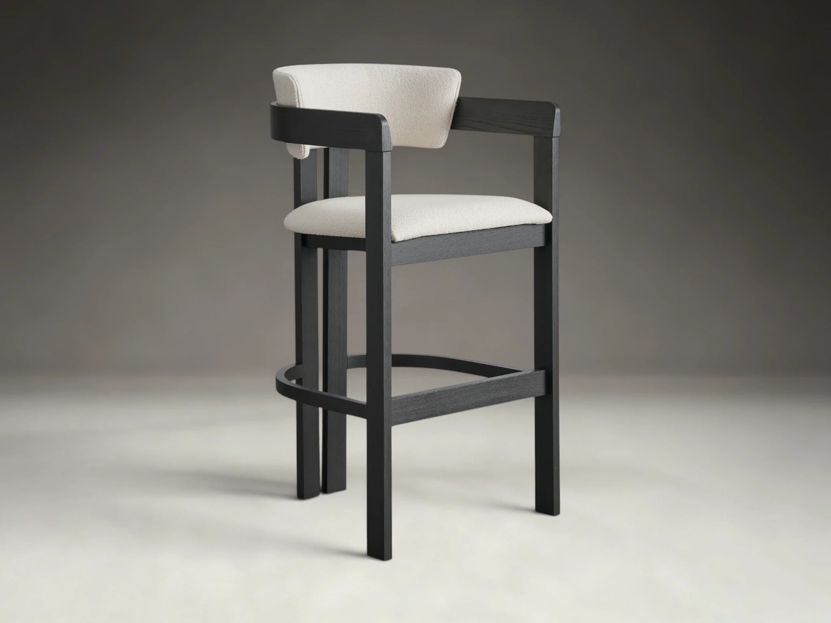 Reden Stool