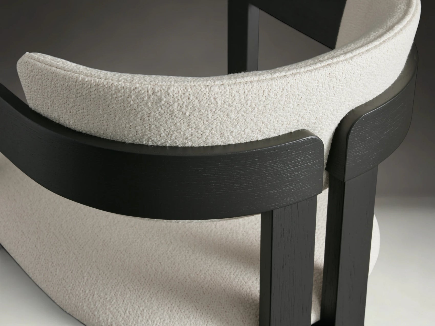Reden Stool
