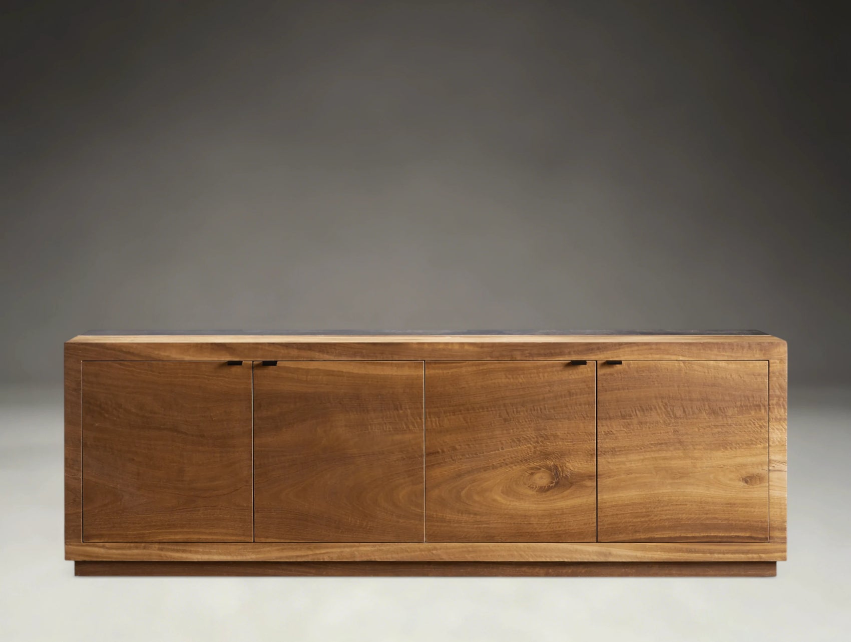 Aurelion Media Console