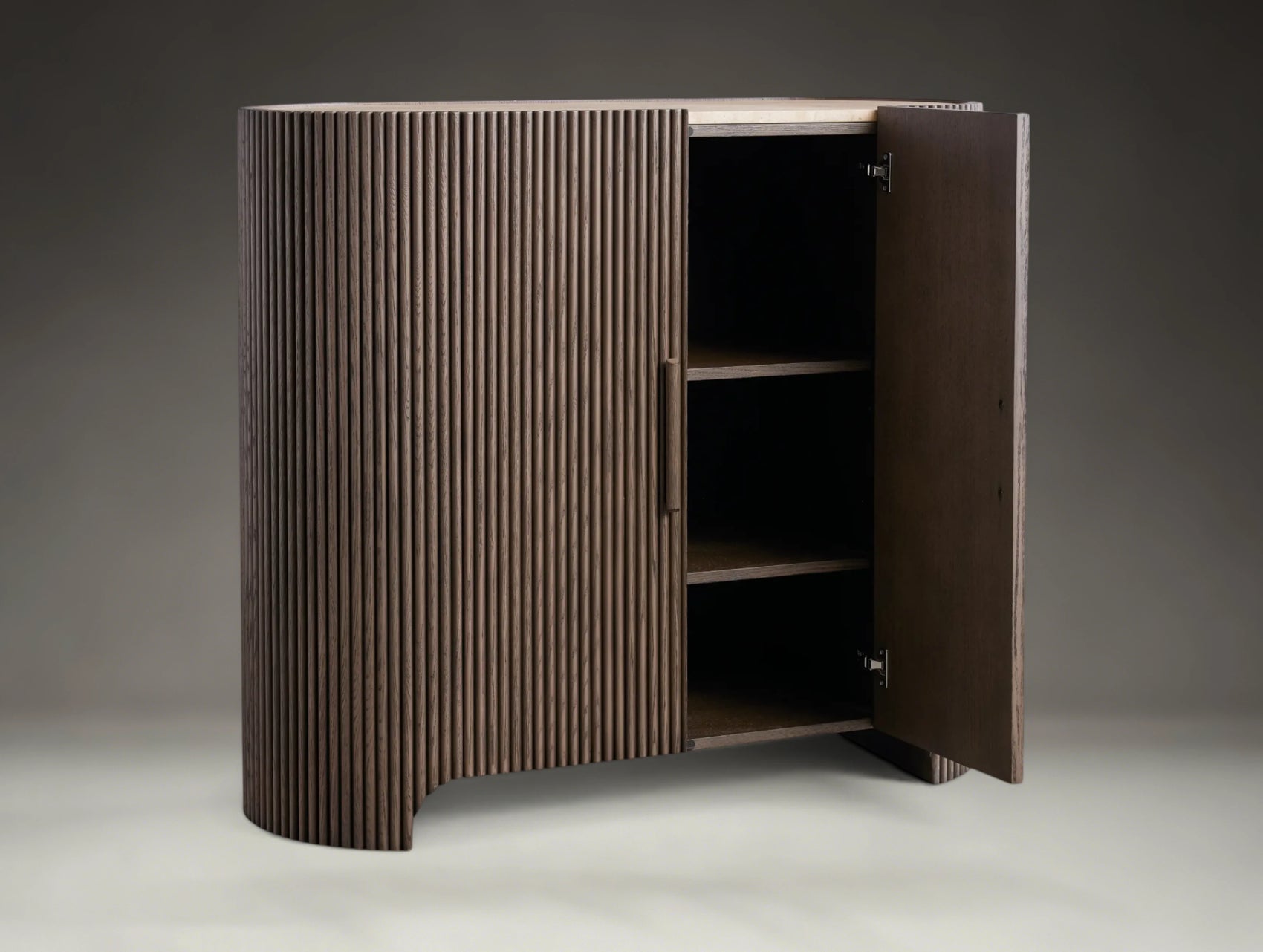 Avero Hall Chest