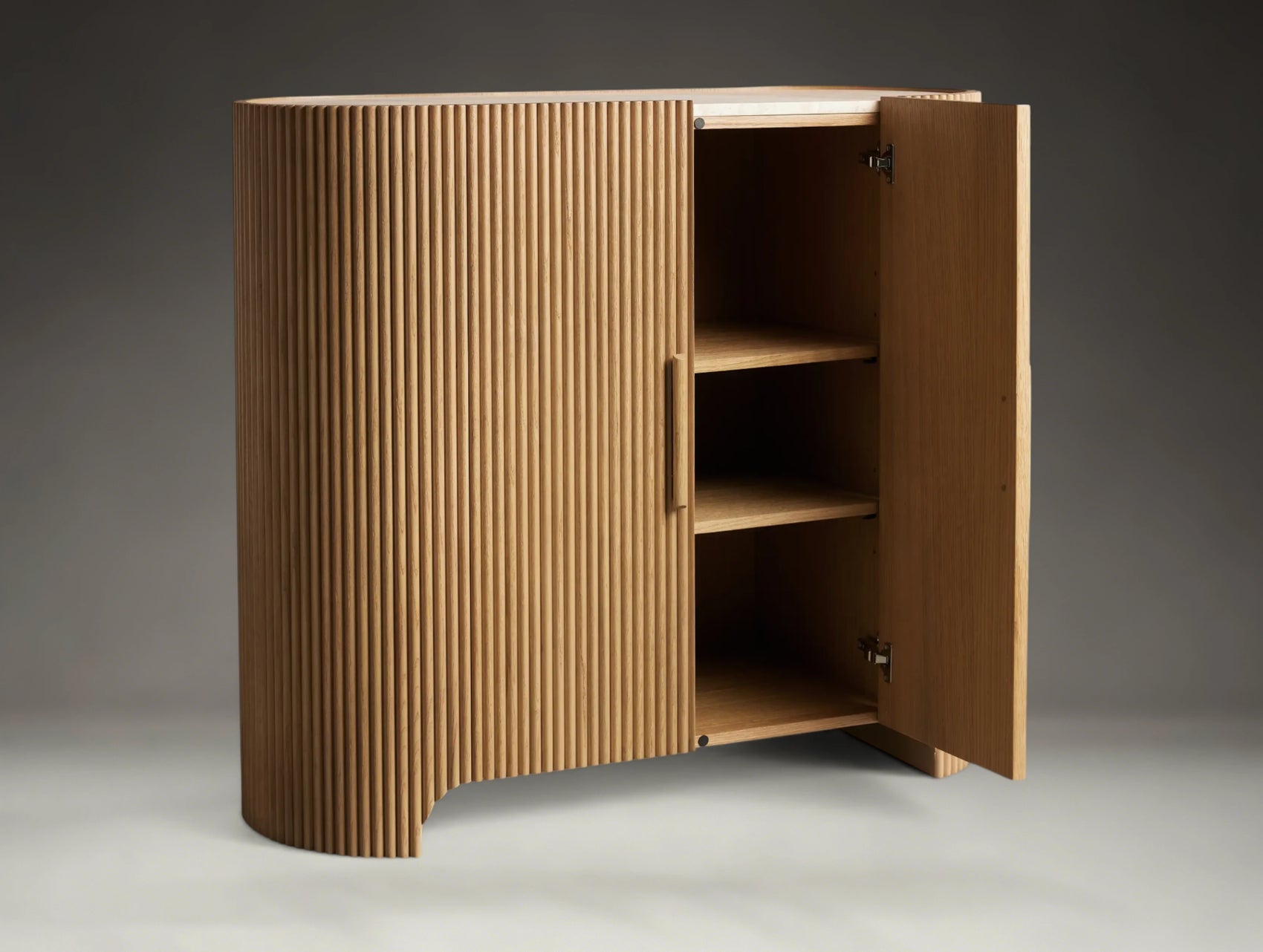Avero Hall Chest