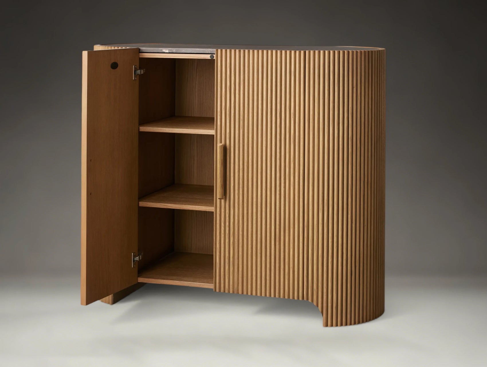 Avero Hall Chest