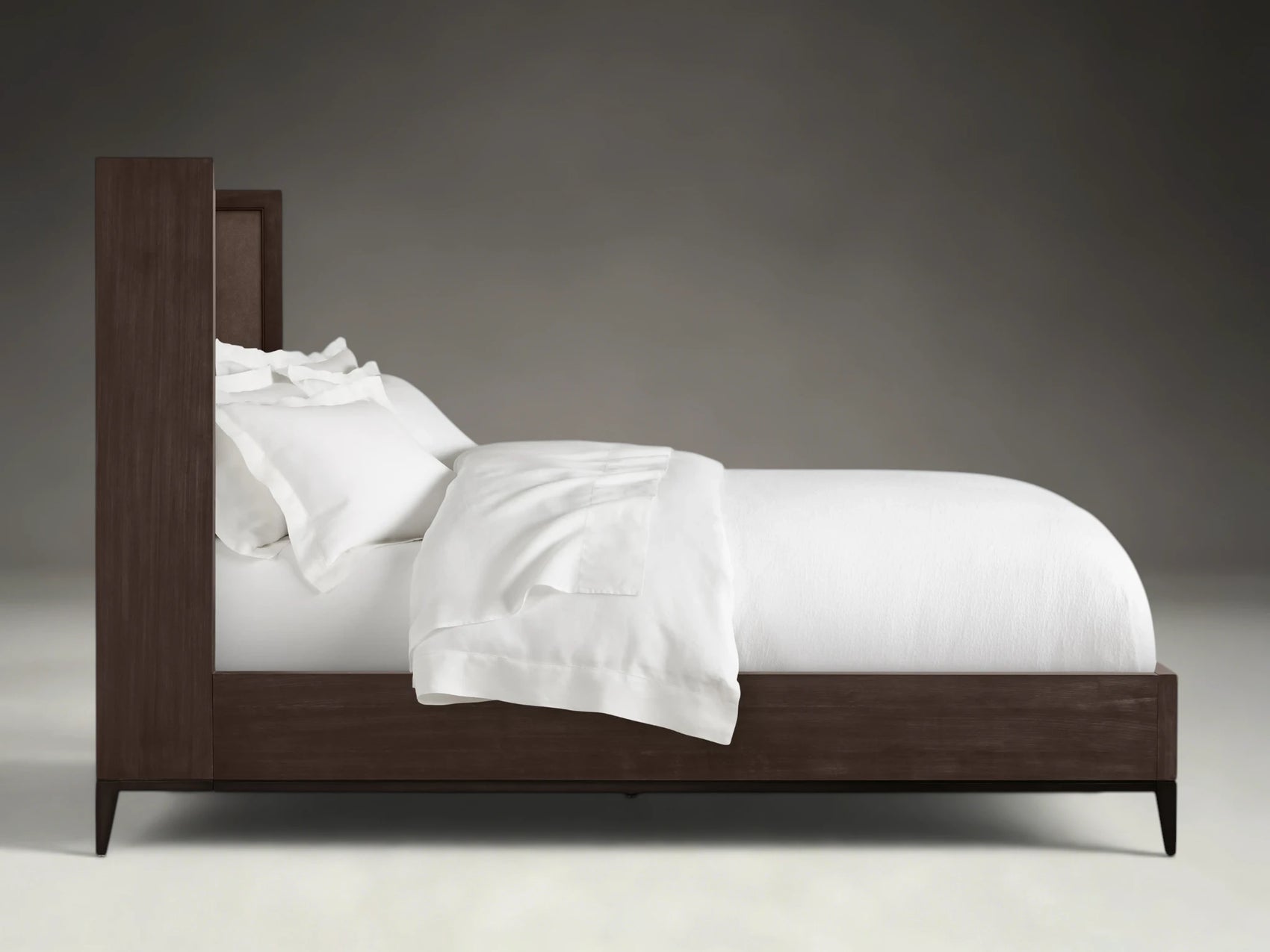 Malvern Shelter Bed