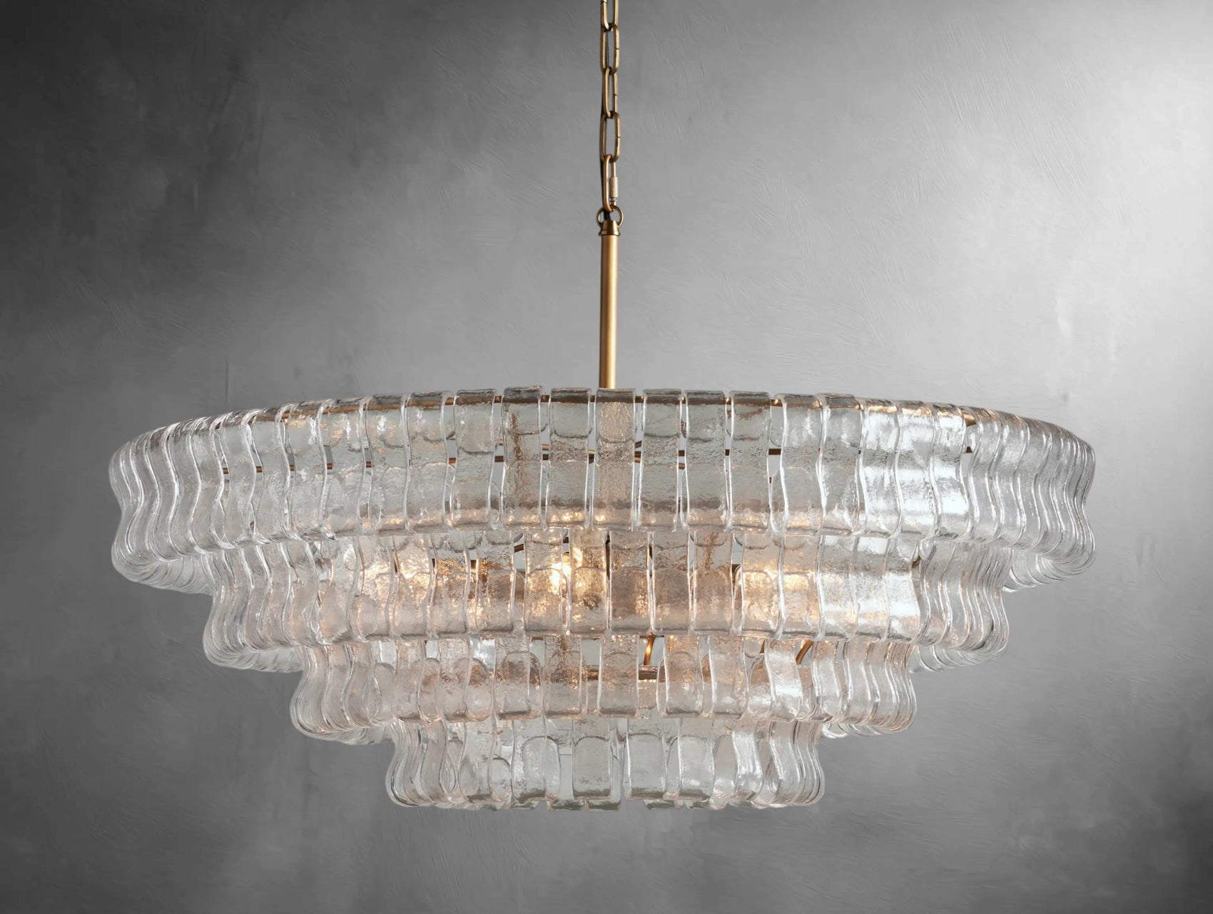Ghigacio Round Chandelier