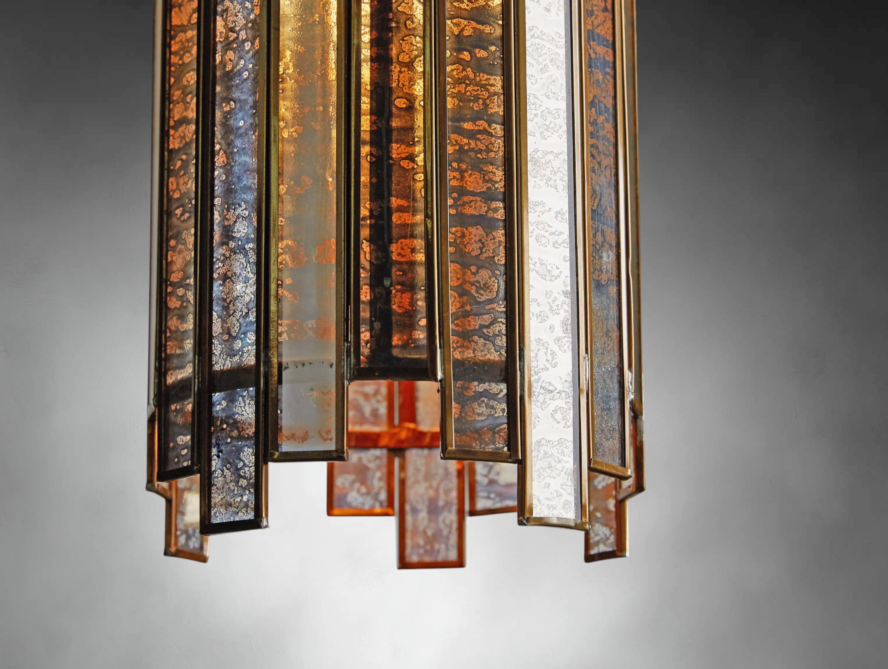 Laile Pendant