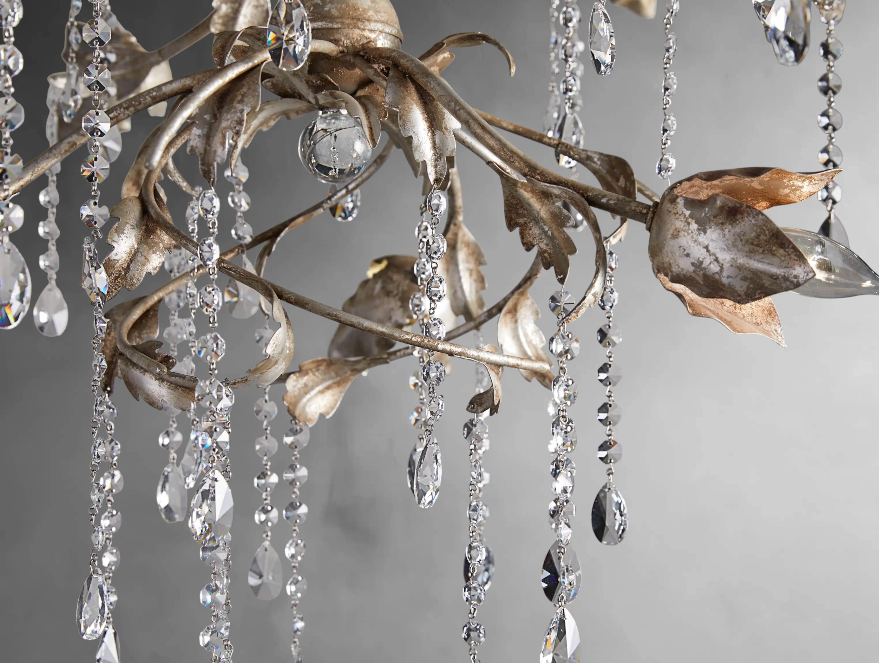 Voticcio Round Chandelier