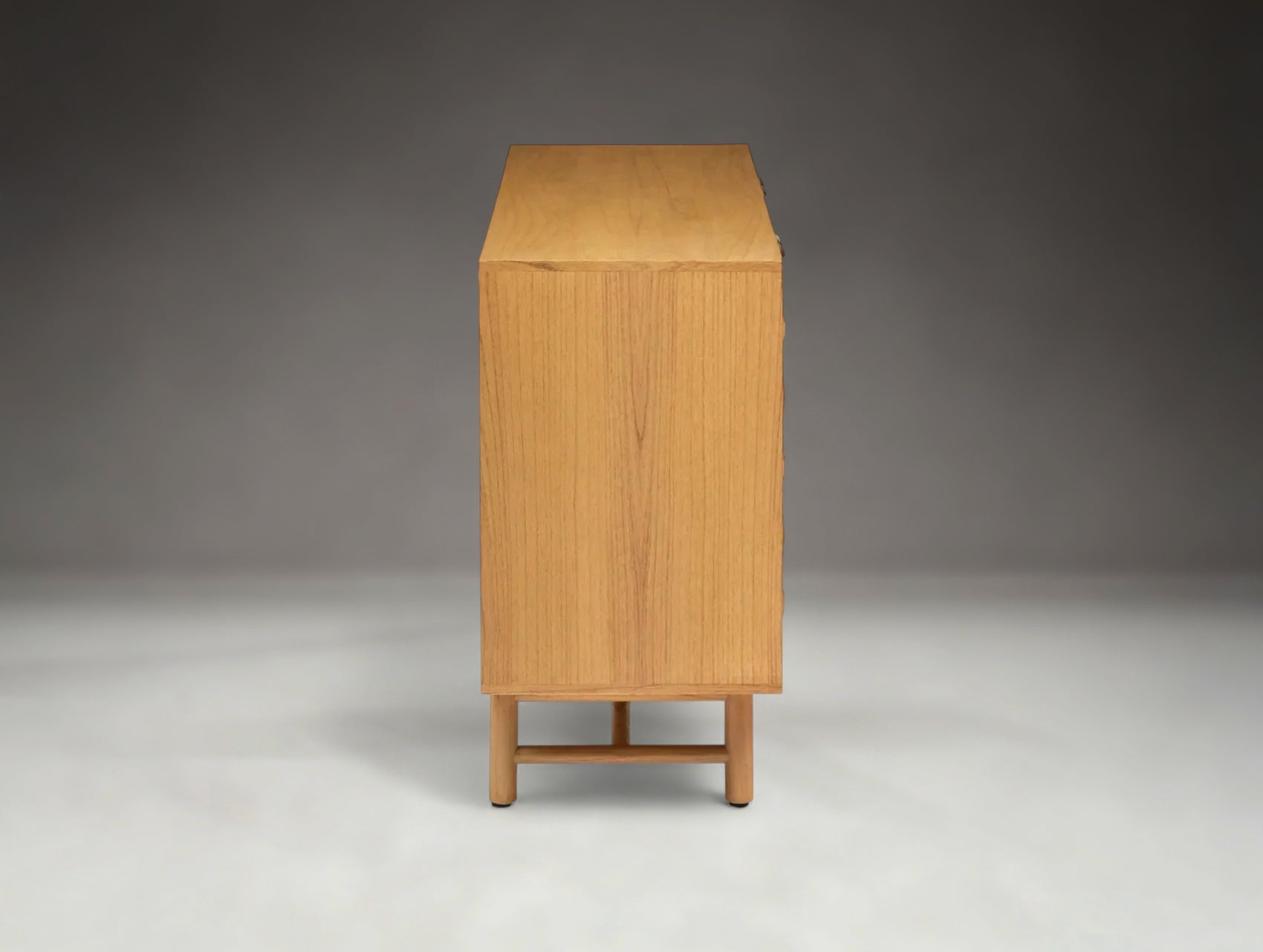 Arelon Luxury Sideboard