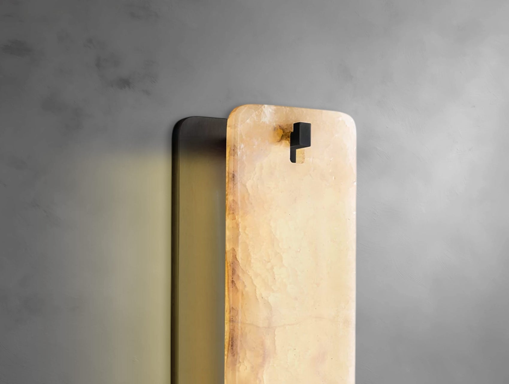 karamatte Onyx Sconce