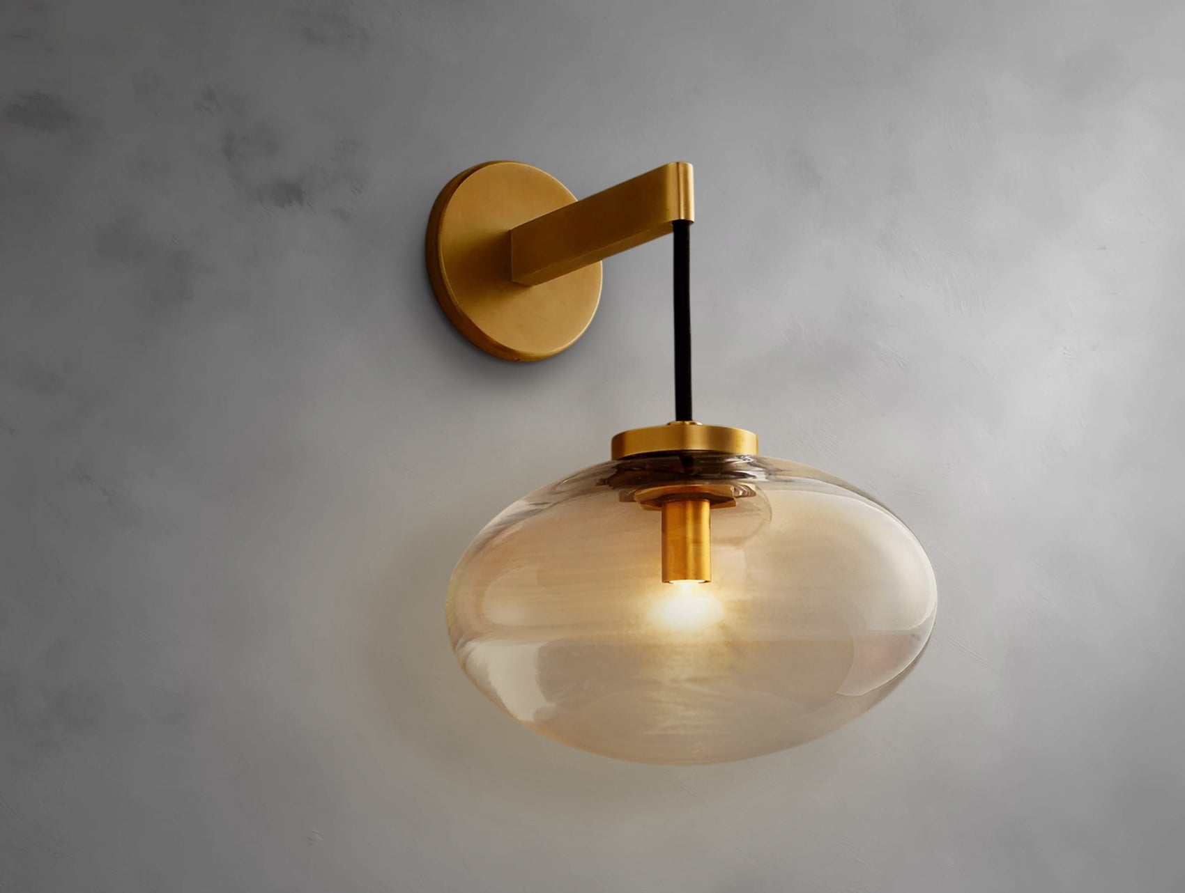 Elara Clear Glass Sconce