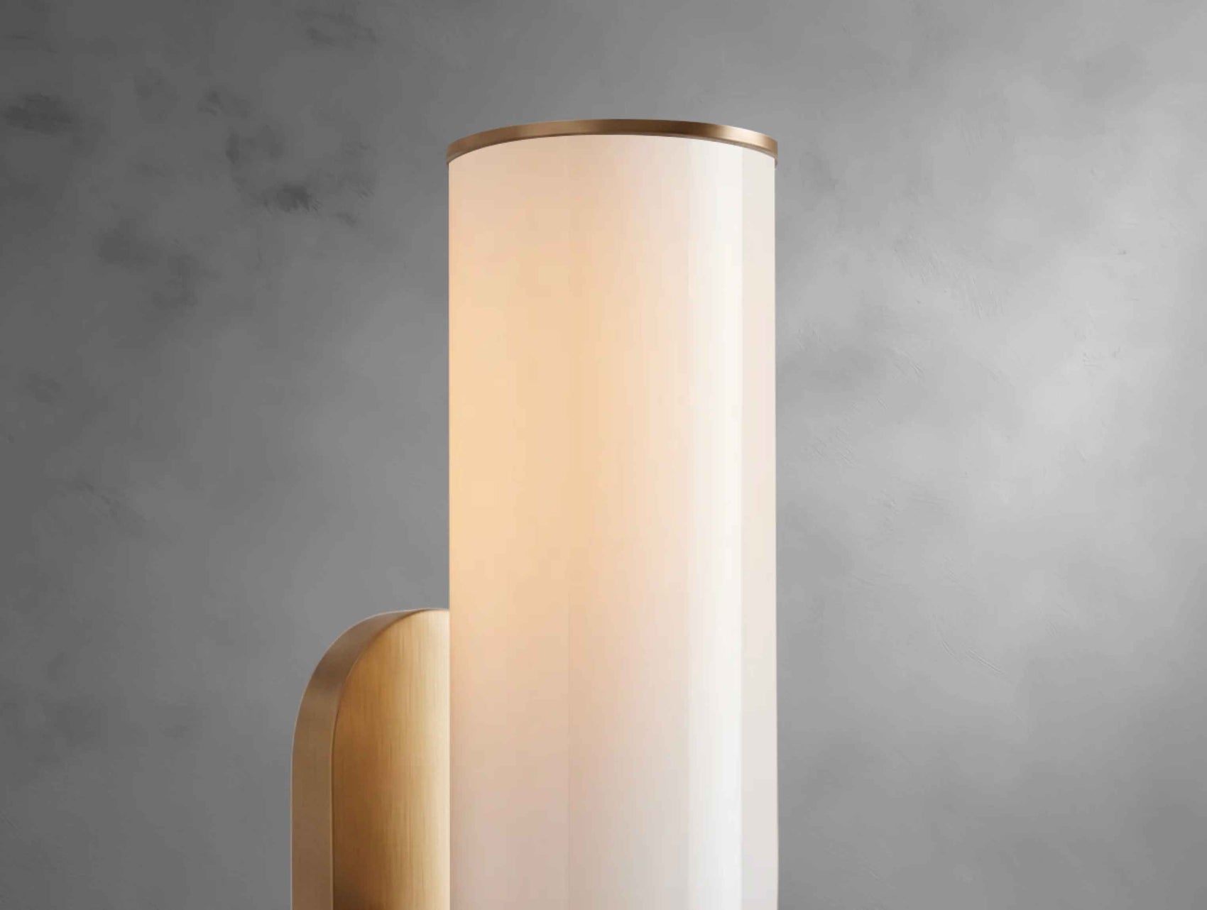 Harly Sconce in Milk