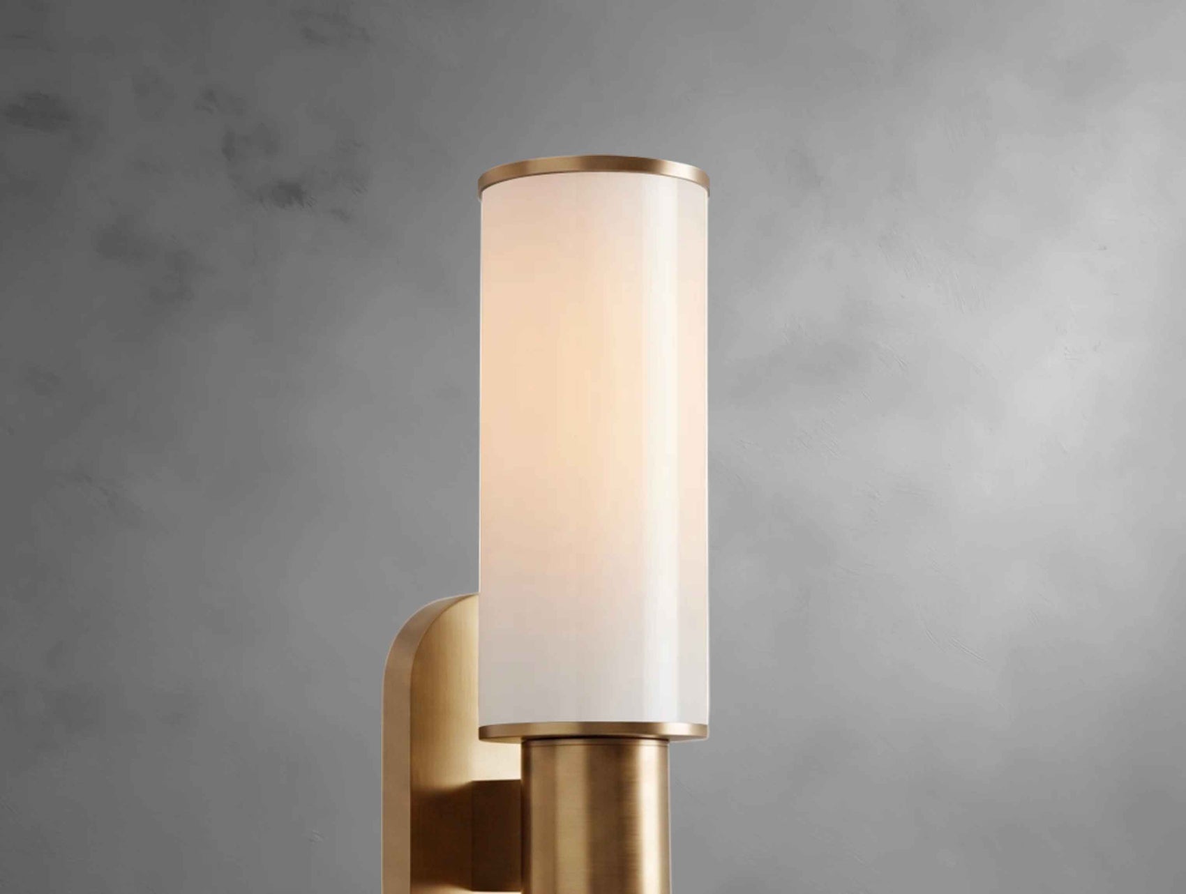 Harly Double Sconce in Milk