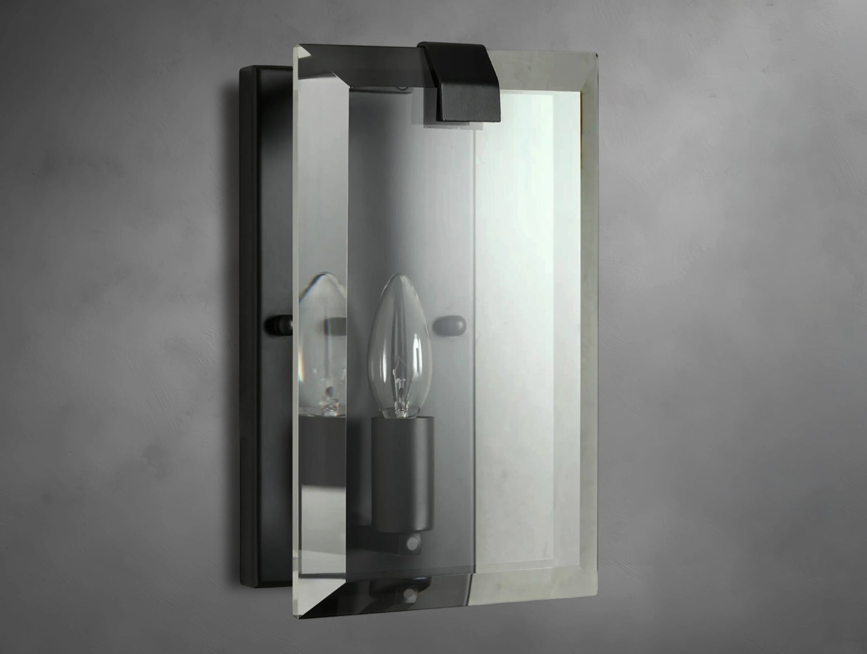 Amoya Sconce
