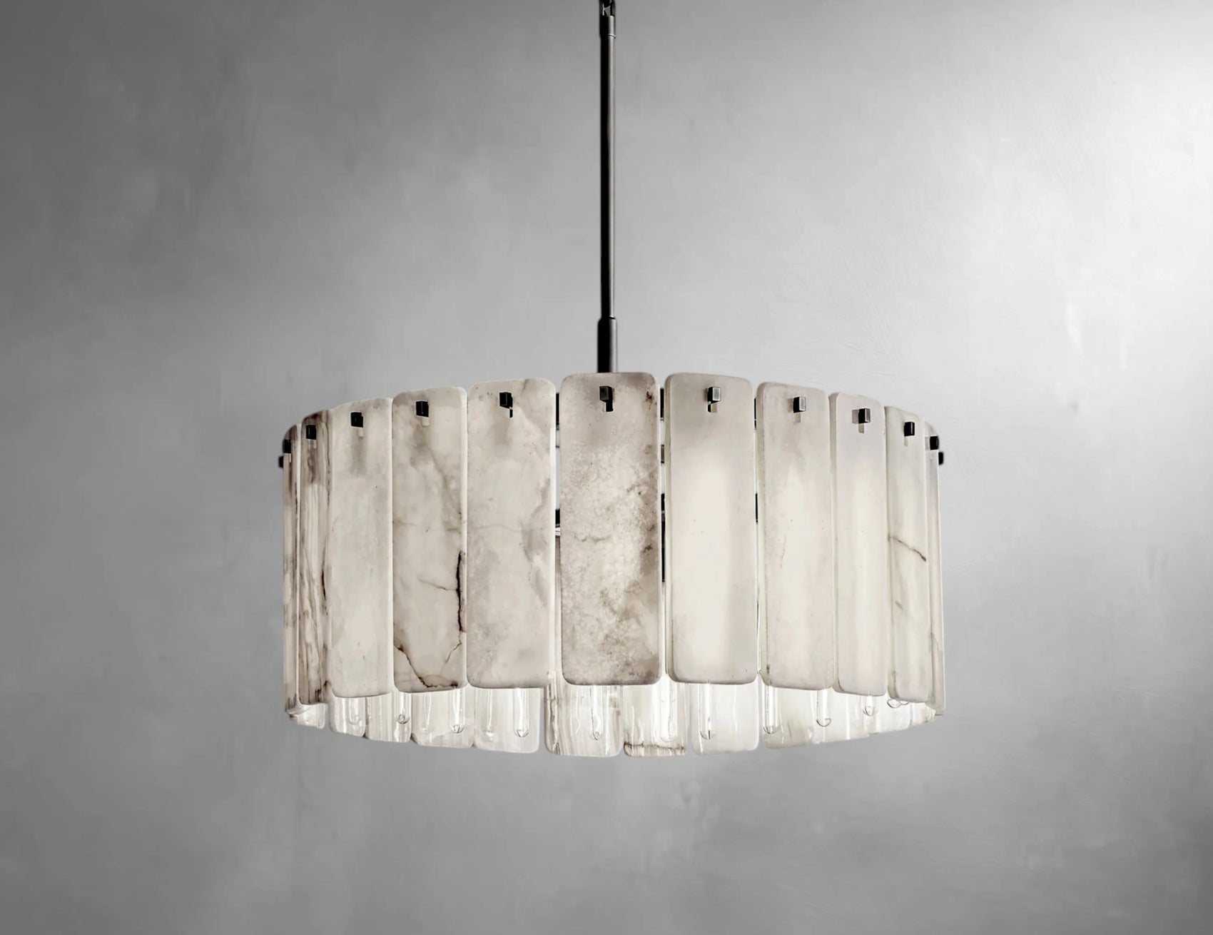 karamatte Onyx Round Chandelier