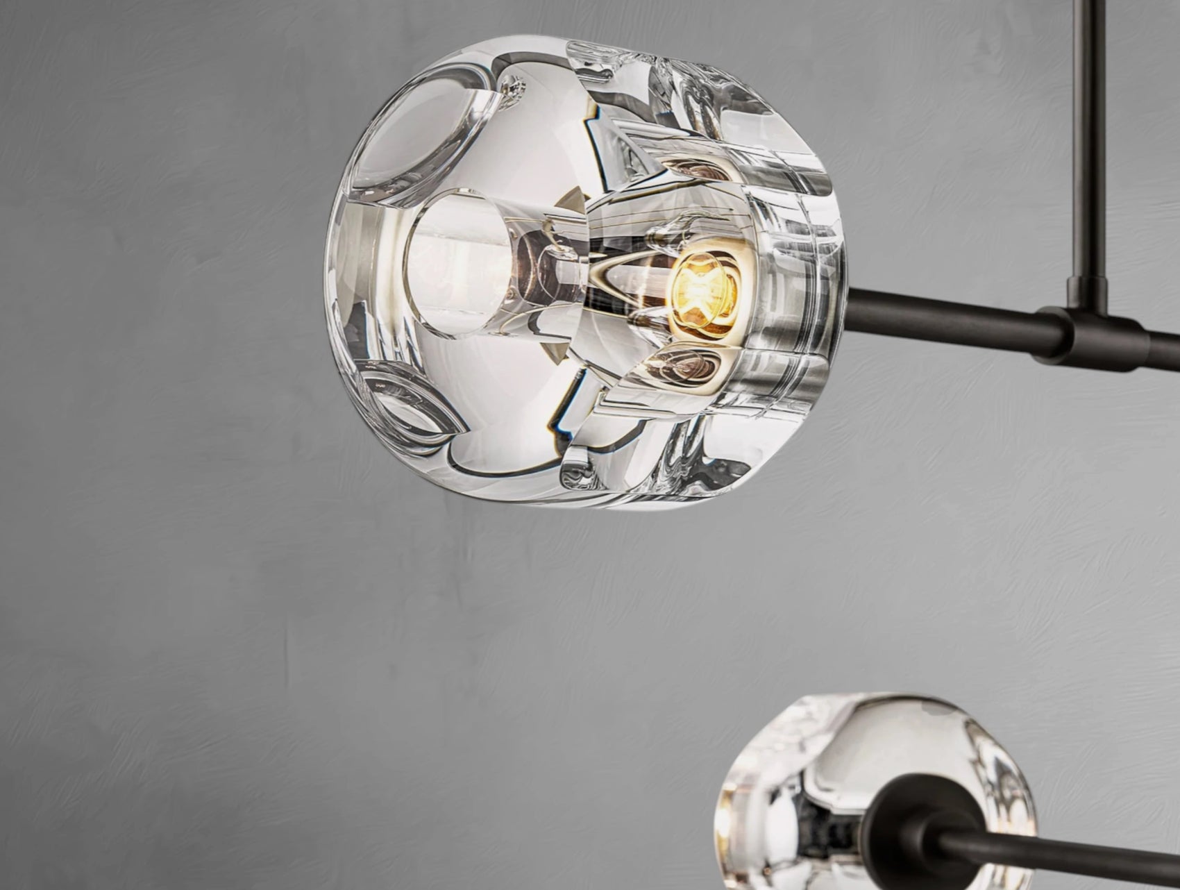 Demorat Mobile Round Chandelier