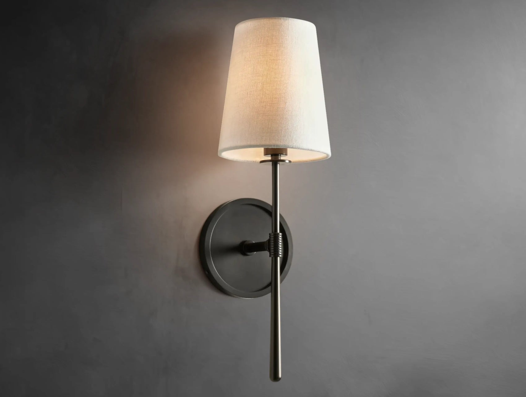 Rardos Sconce