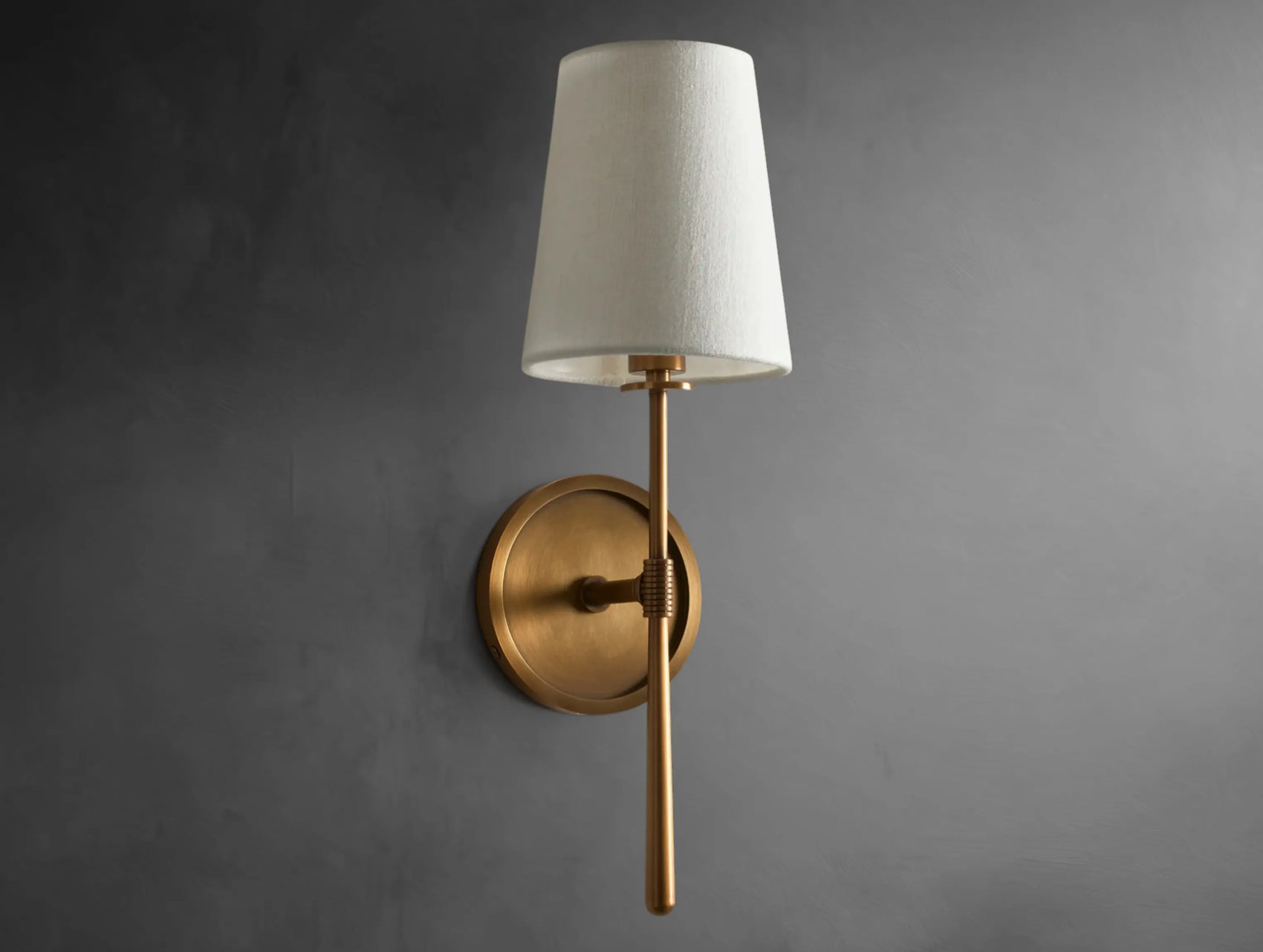 Rardos Sconce