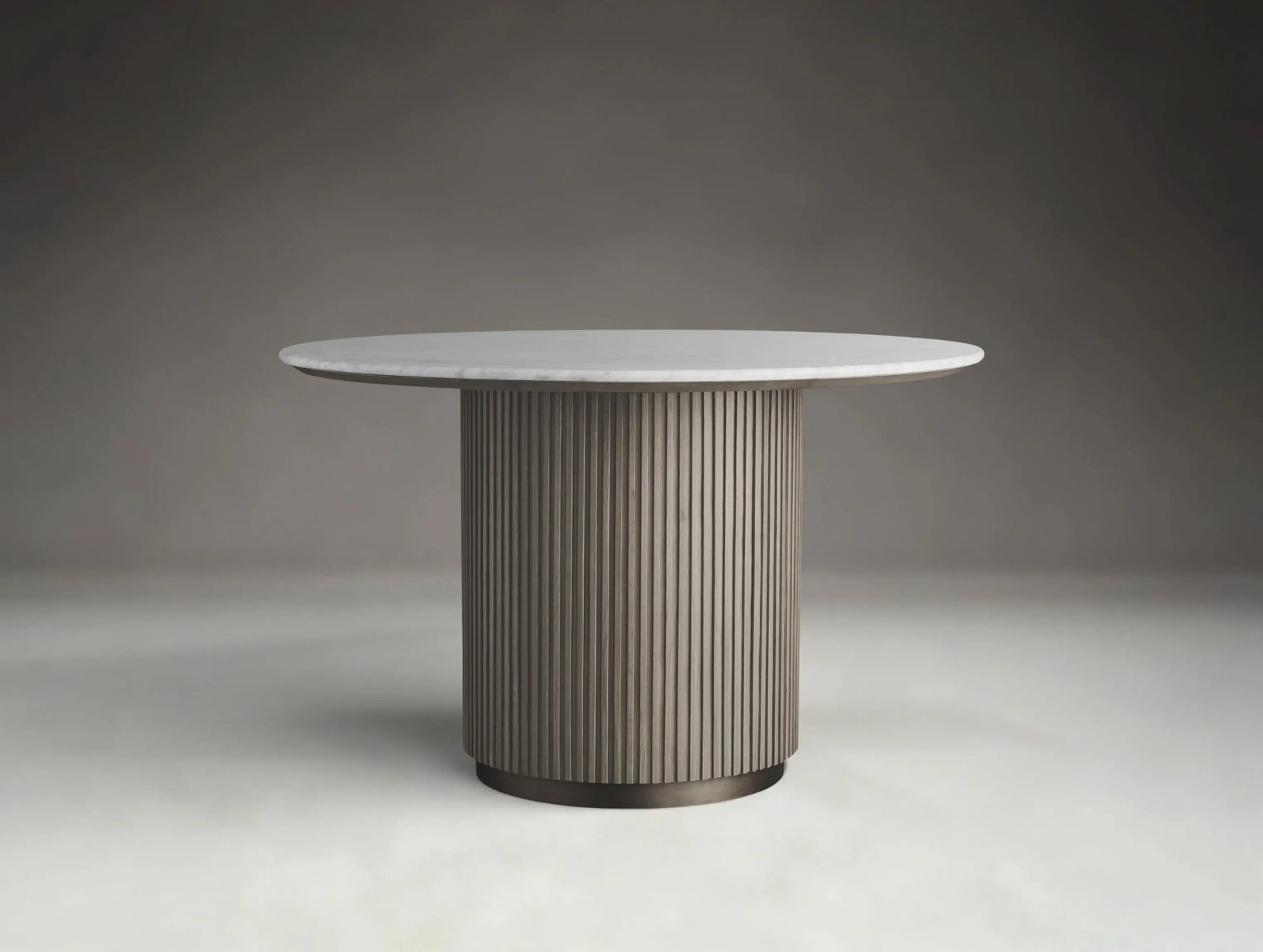 Pinecrest Round Dining Table