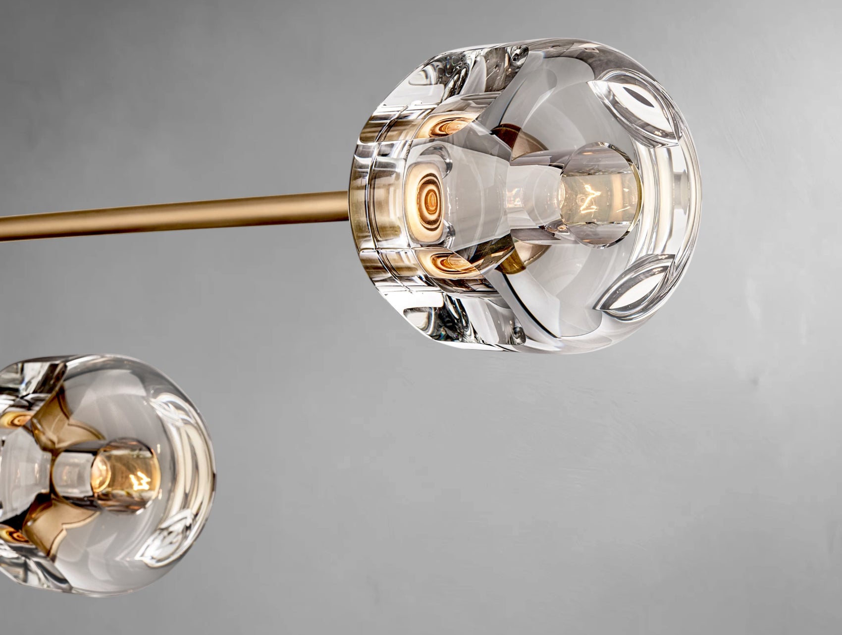 Demorat Mobile Linear Chandelier