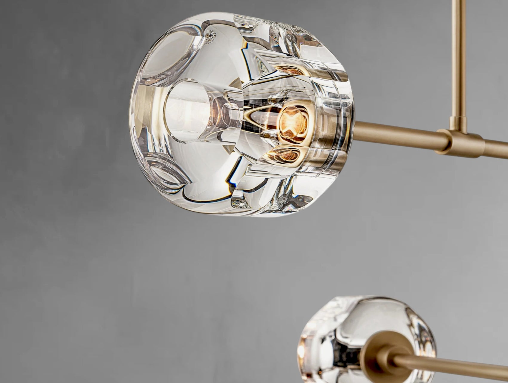 Demorat Mobile Round Chandelier