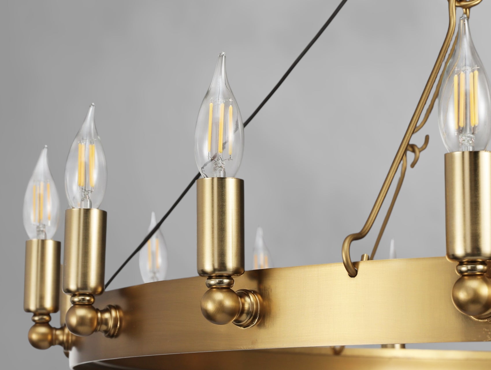Kemion Vintage Filament Round Chandelier