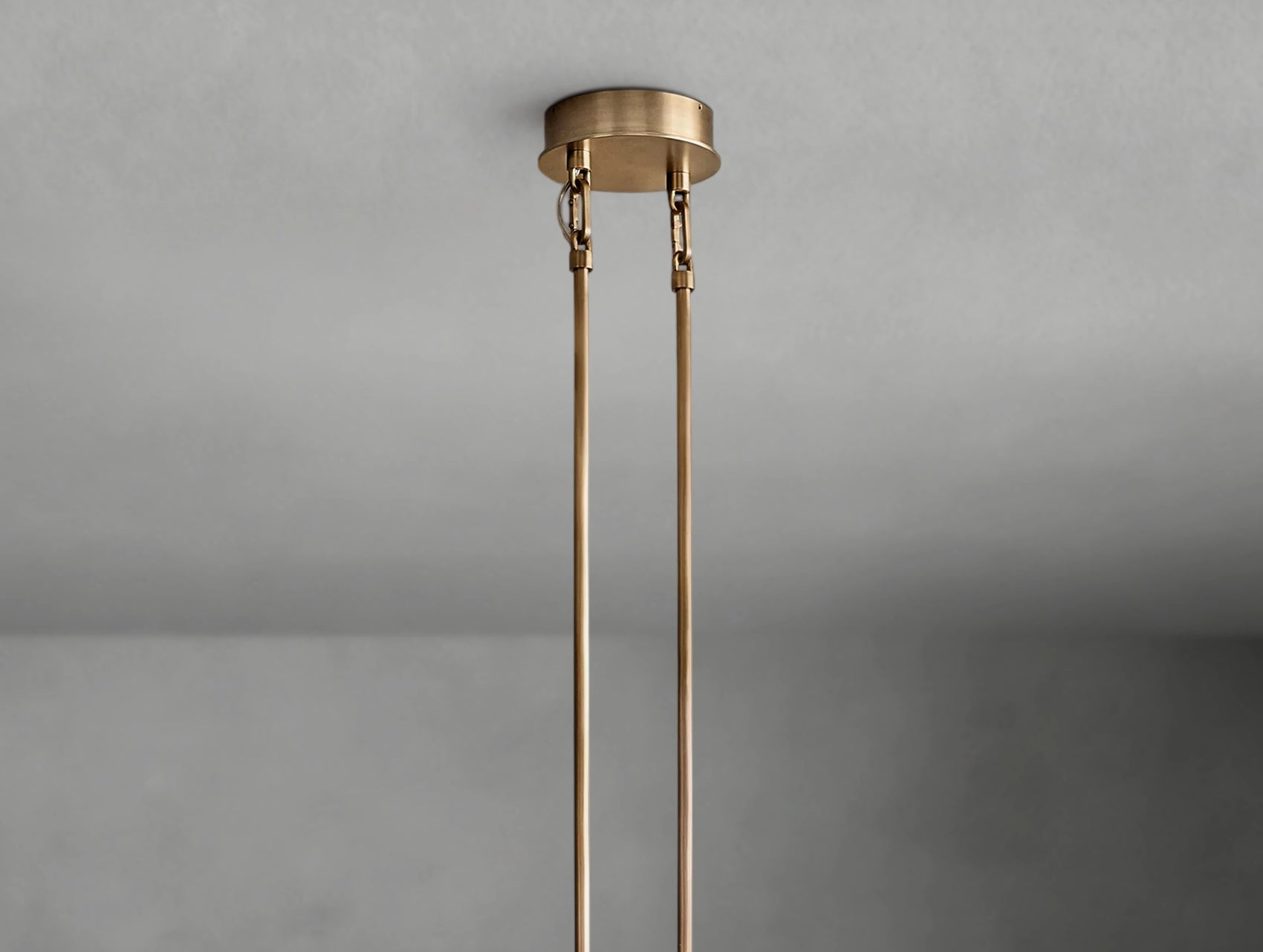 Demorat Mobile Linear Chandelier