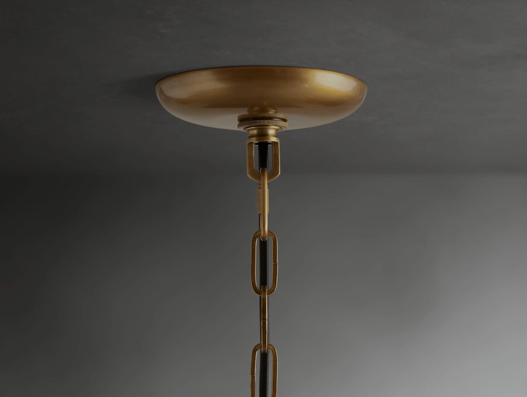 Ghigacio Round Chandelier