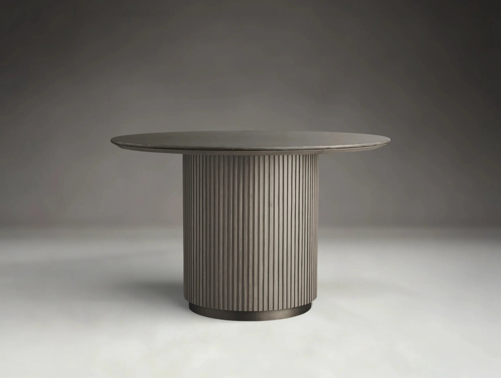 Pinecrest Round Dining Table