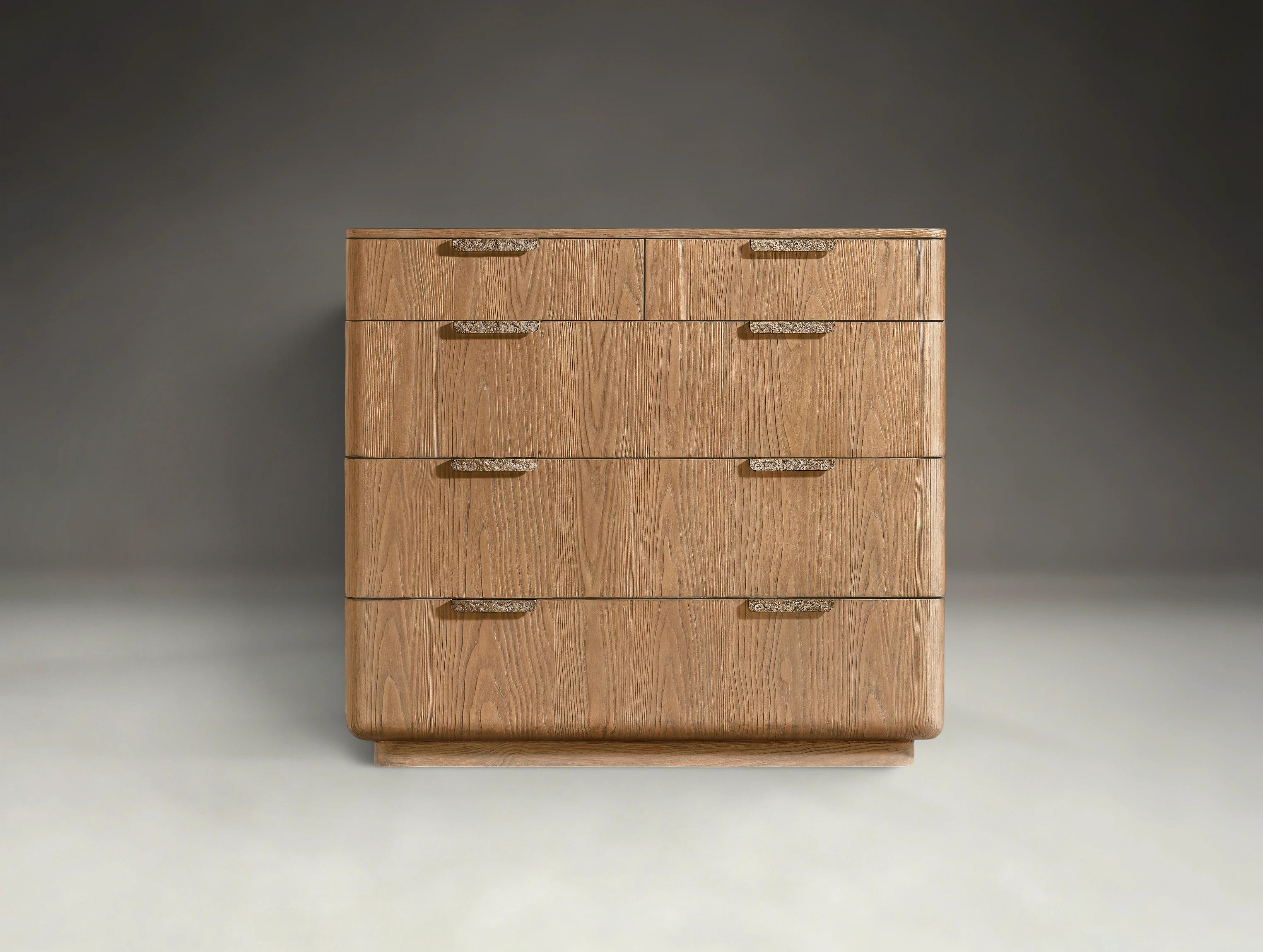 Arvello Cyrus 5-Drawer Dresser