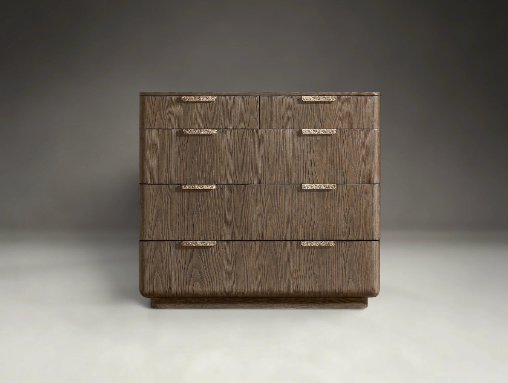 Arvello Cyrus 5-Drawer Dresser