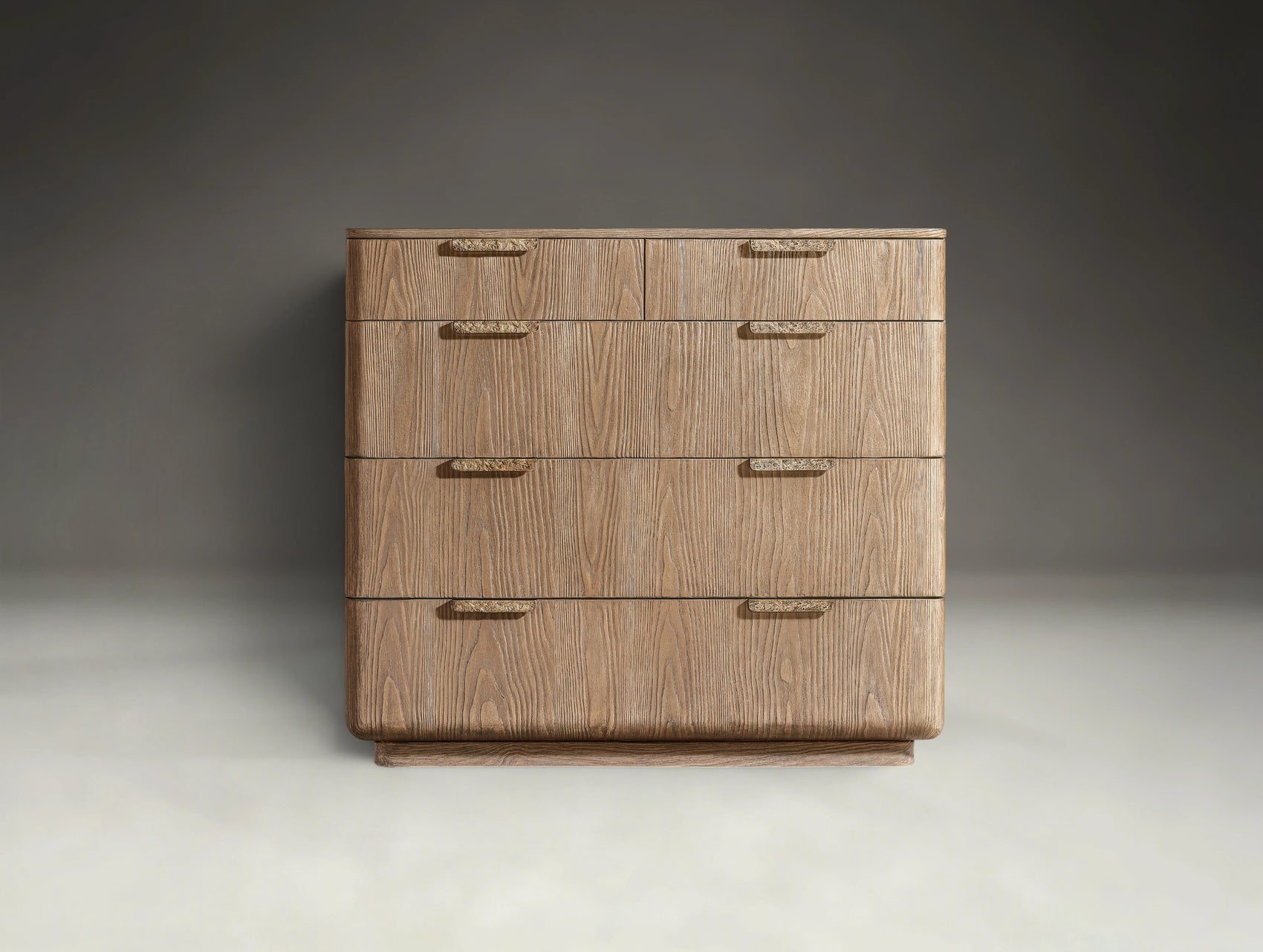 Arvello Cyrus 5-Drawer Dresser