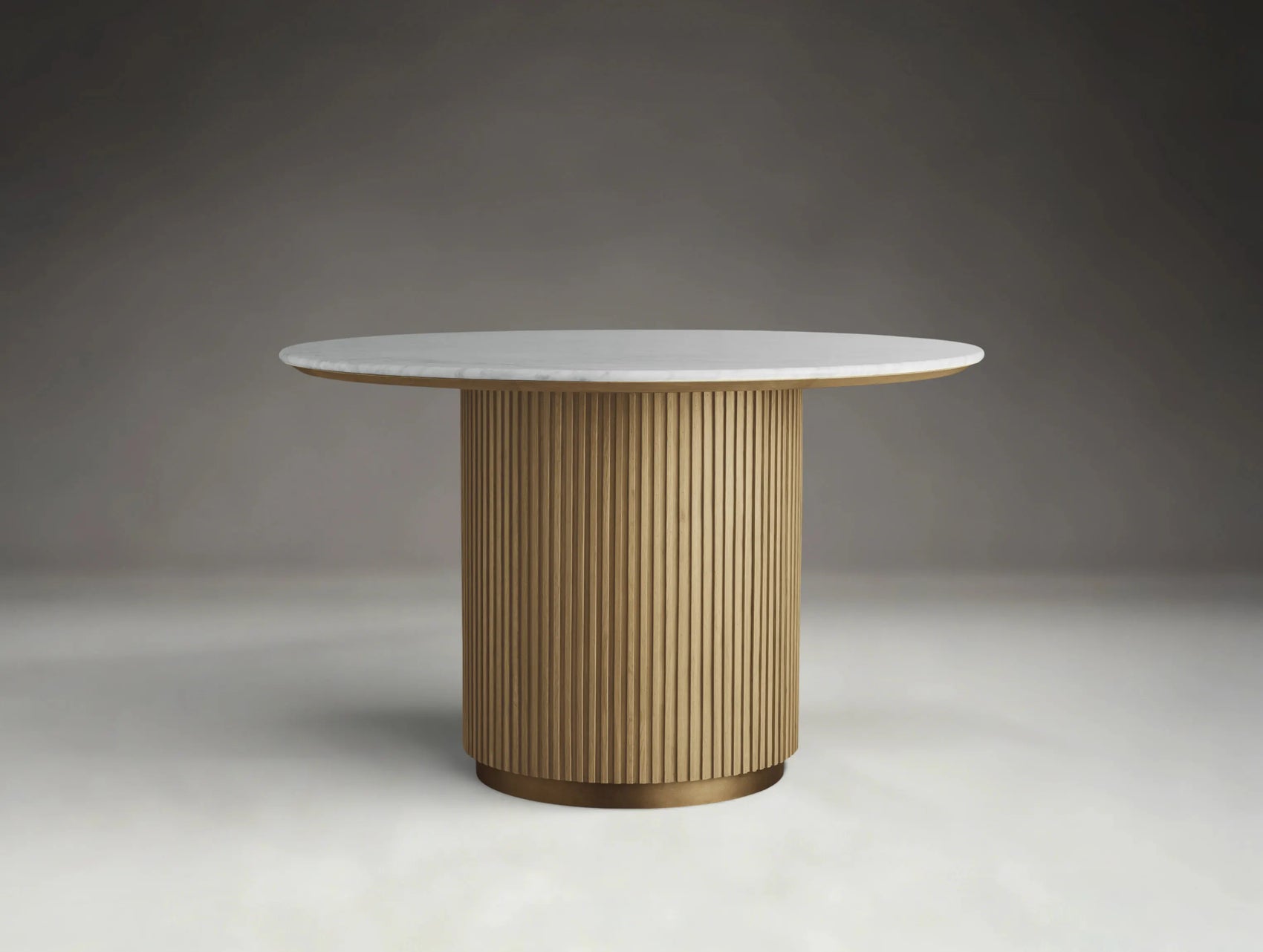 Pinecrest Round Dining Table