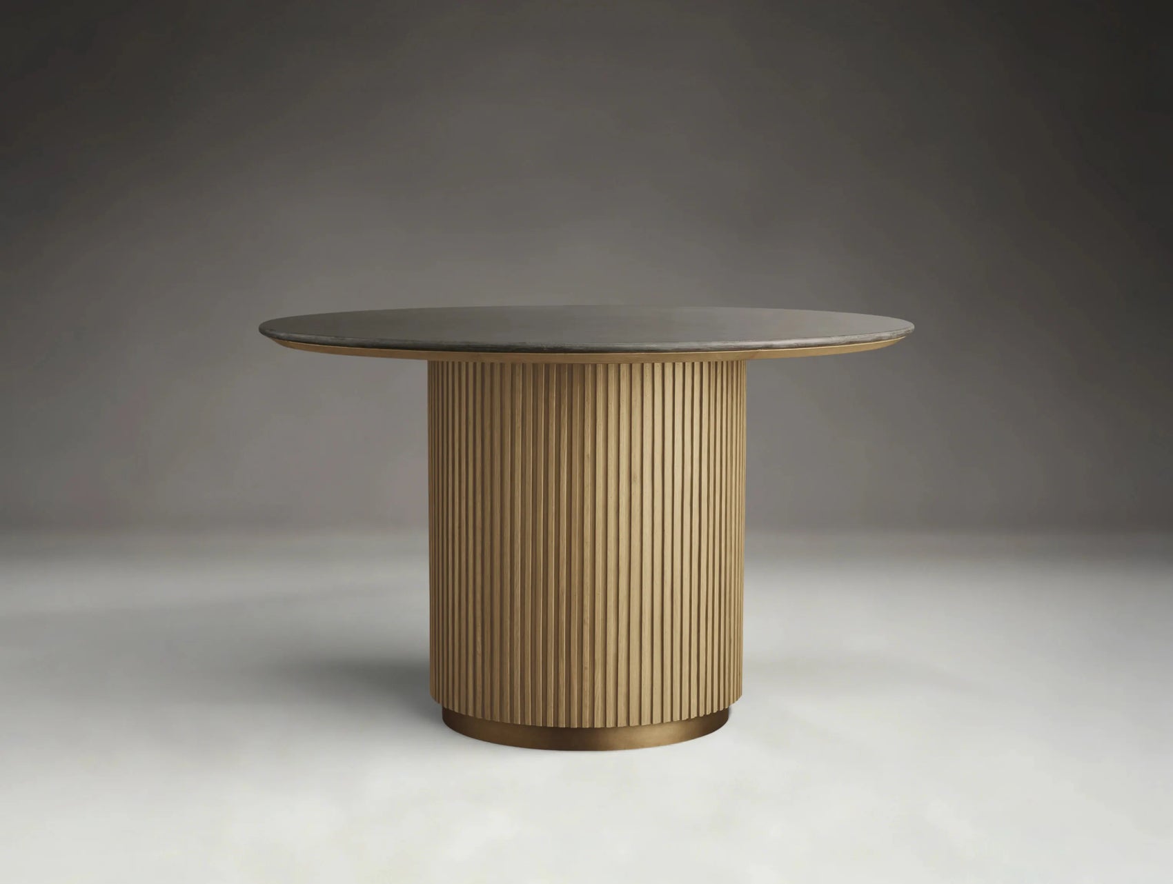 Pinecrest Round Dining Table